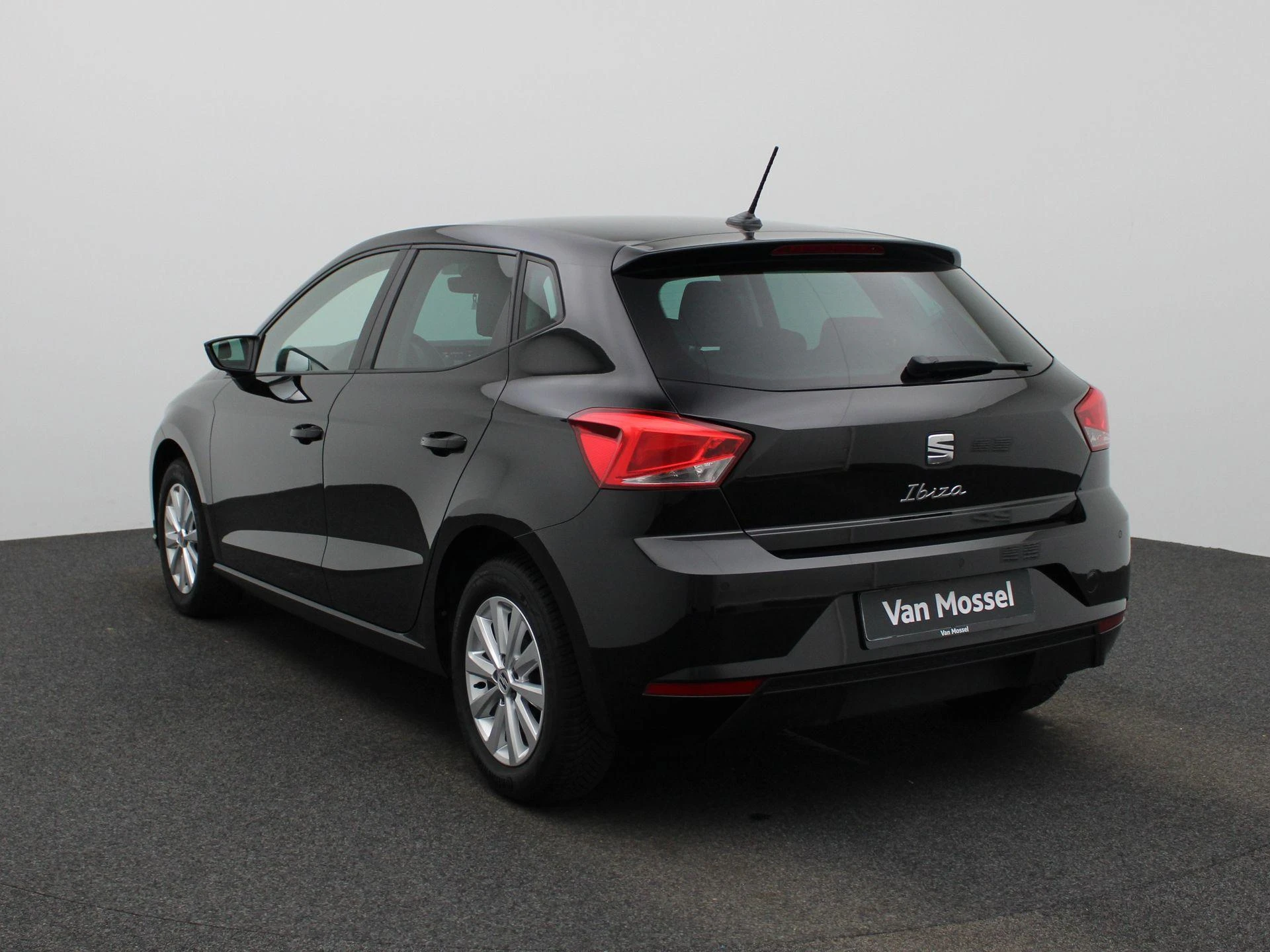 SEAT-Ibiza-image-1