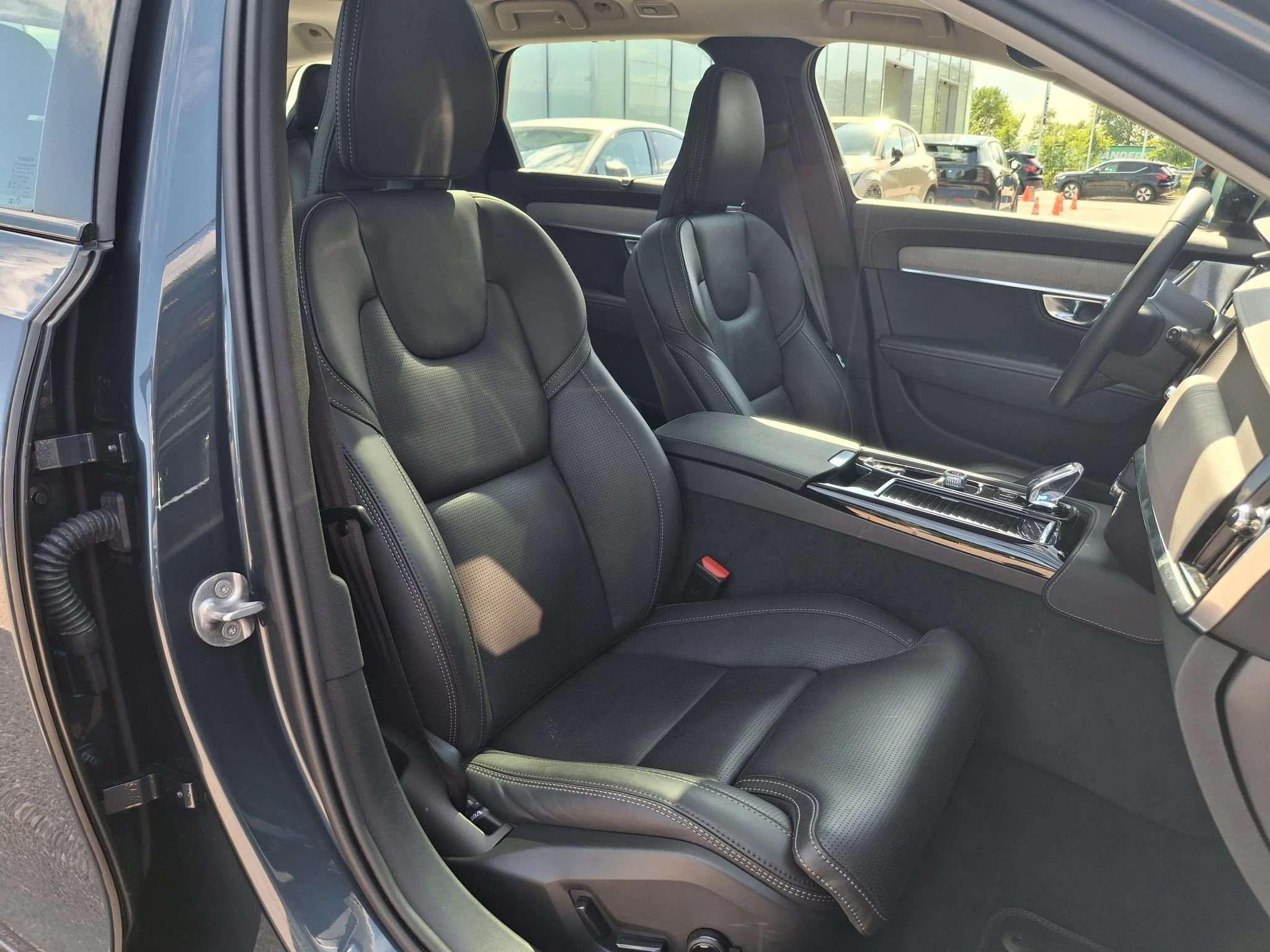 Volvo-V90-image-5