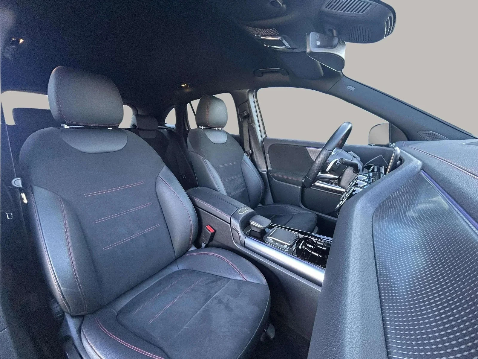 Mercedes-Benz-EQA-image-15