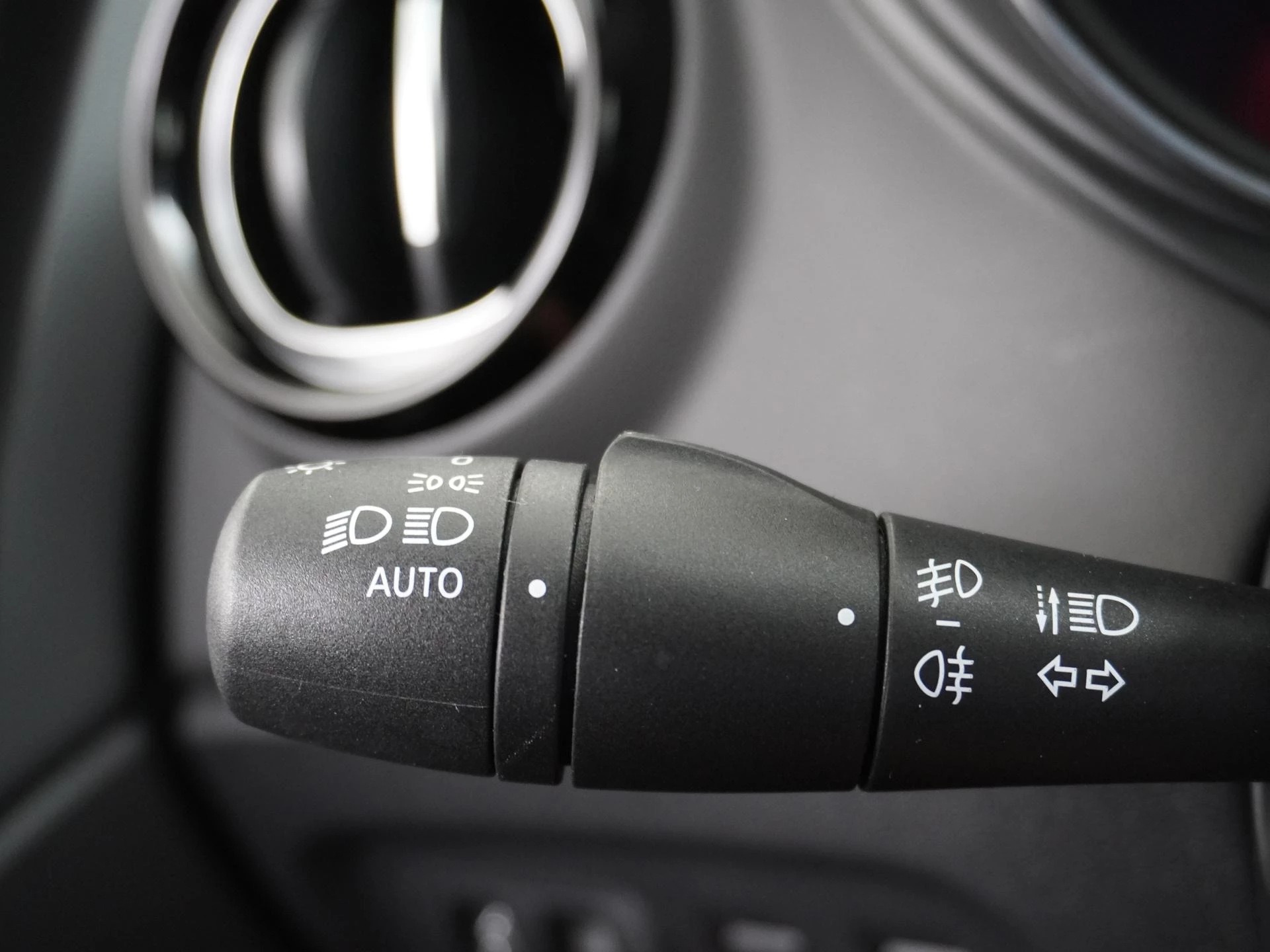 Renault-Captur-image-16