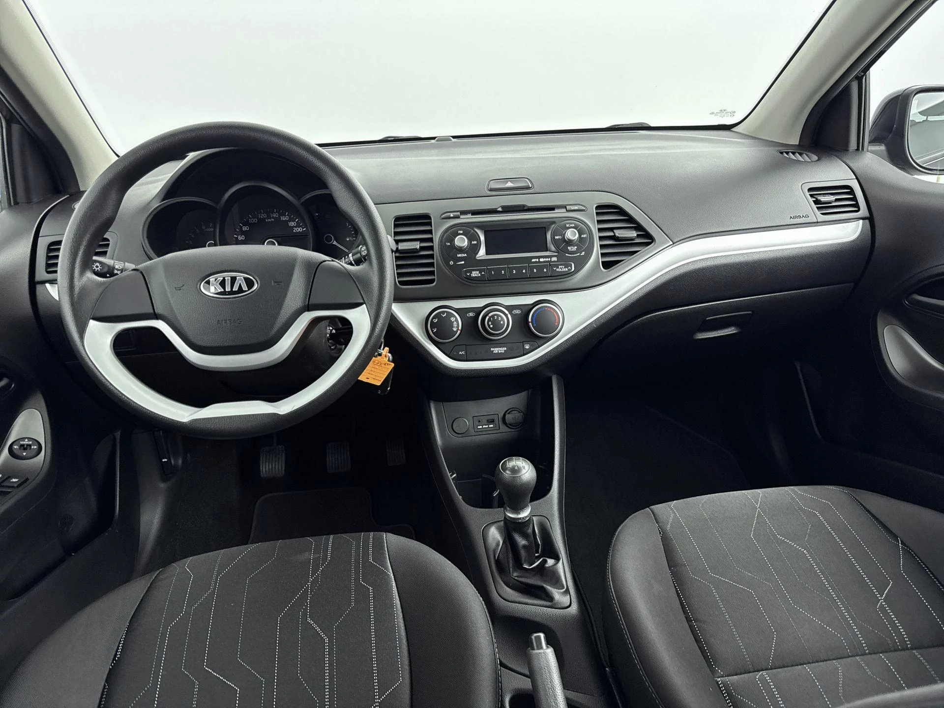 Kia-Picanto-image-10