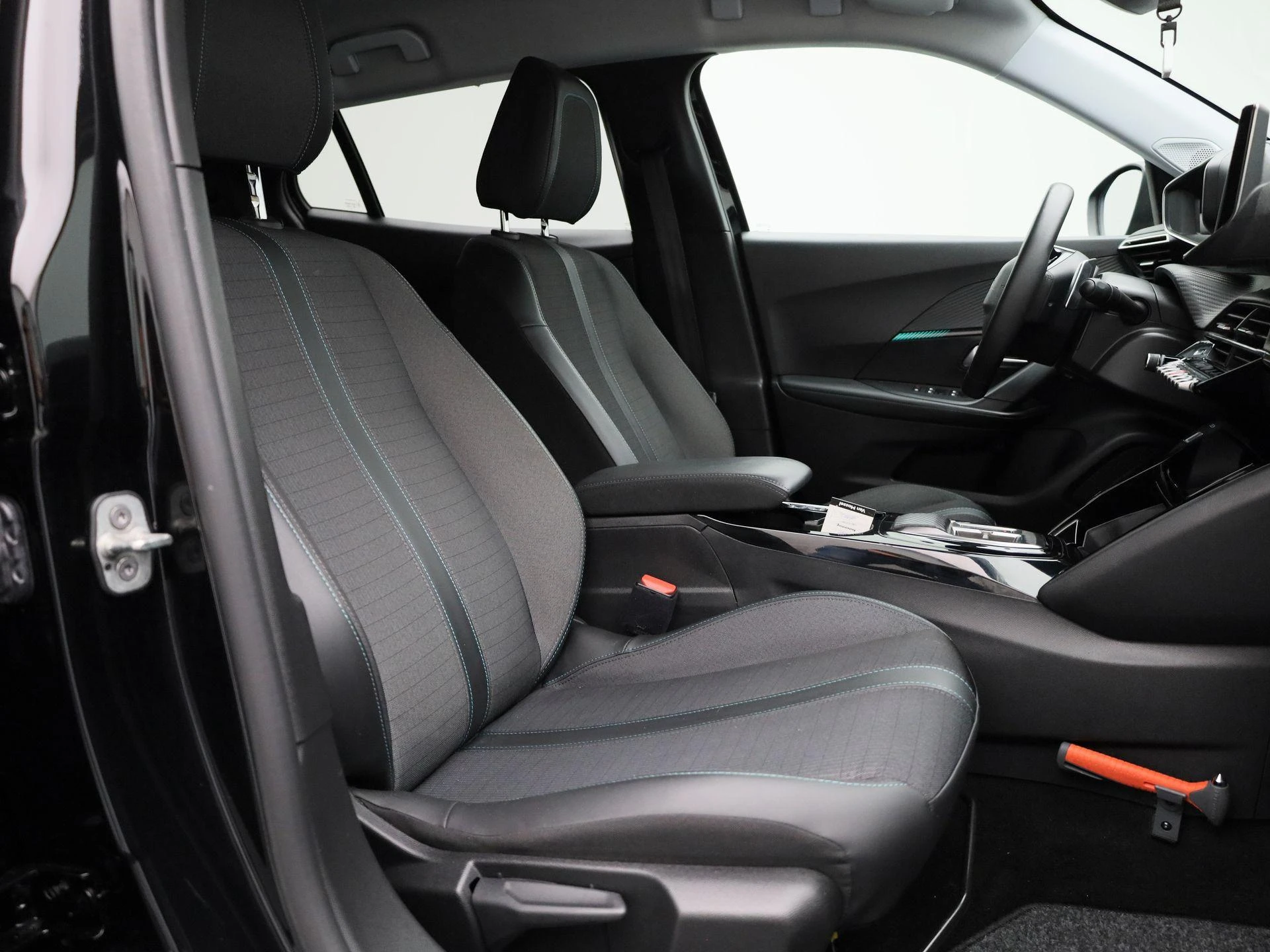 Peugeot-2008-image-31