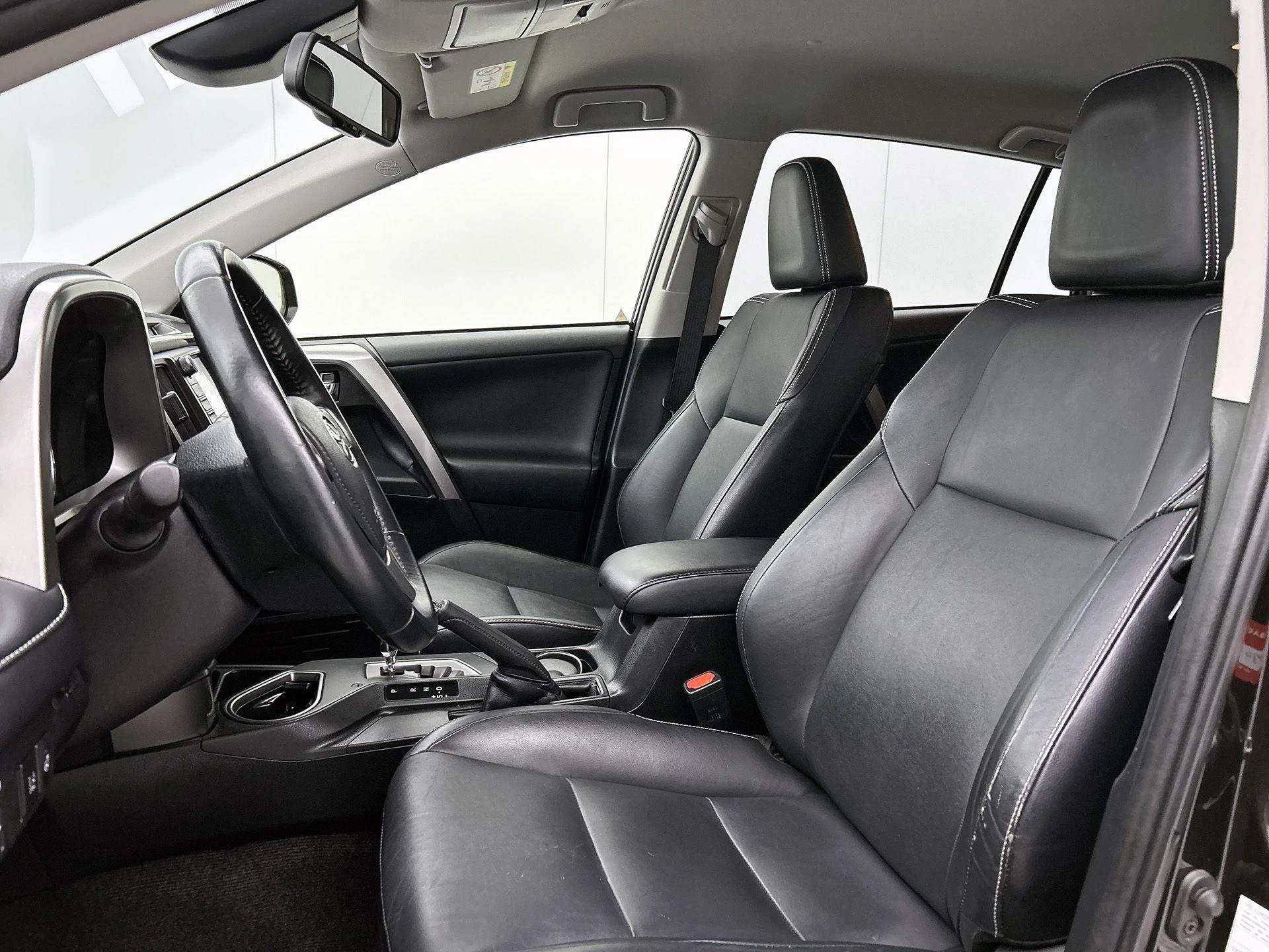 Toyota-RAV4-image-34