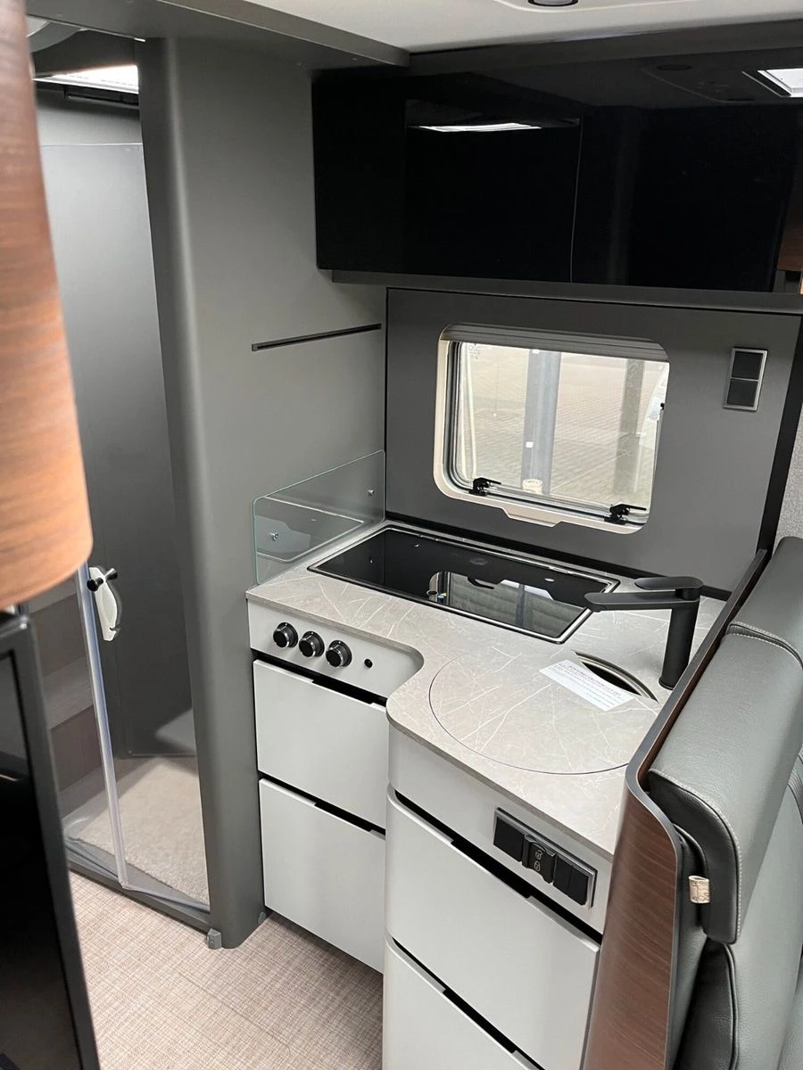Hymer--image-11