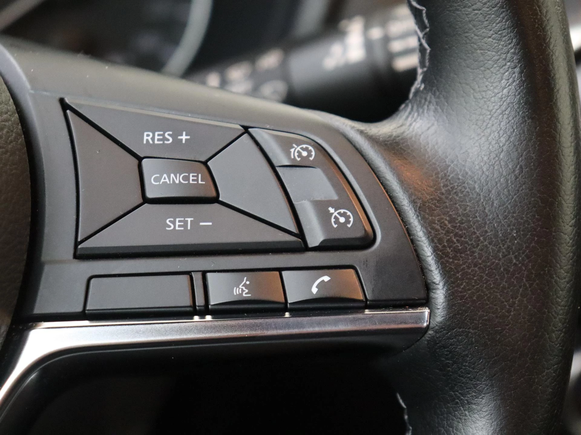 Nissan-Juke-image-17