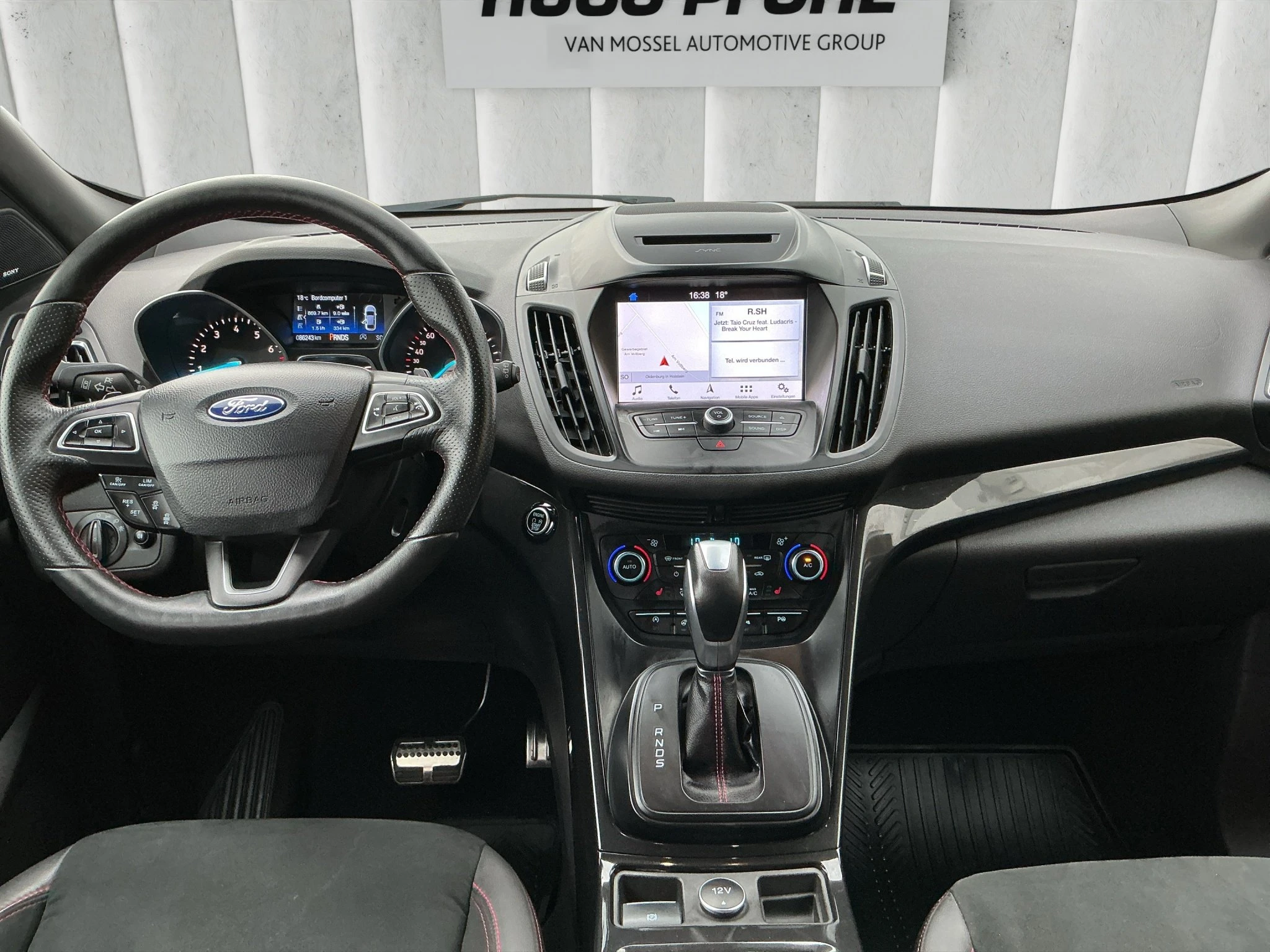 Ford-Kuga-image-11