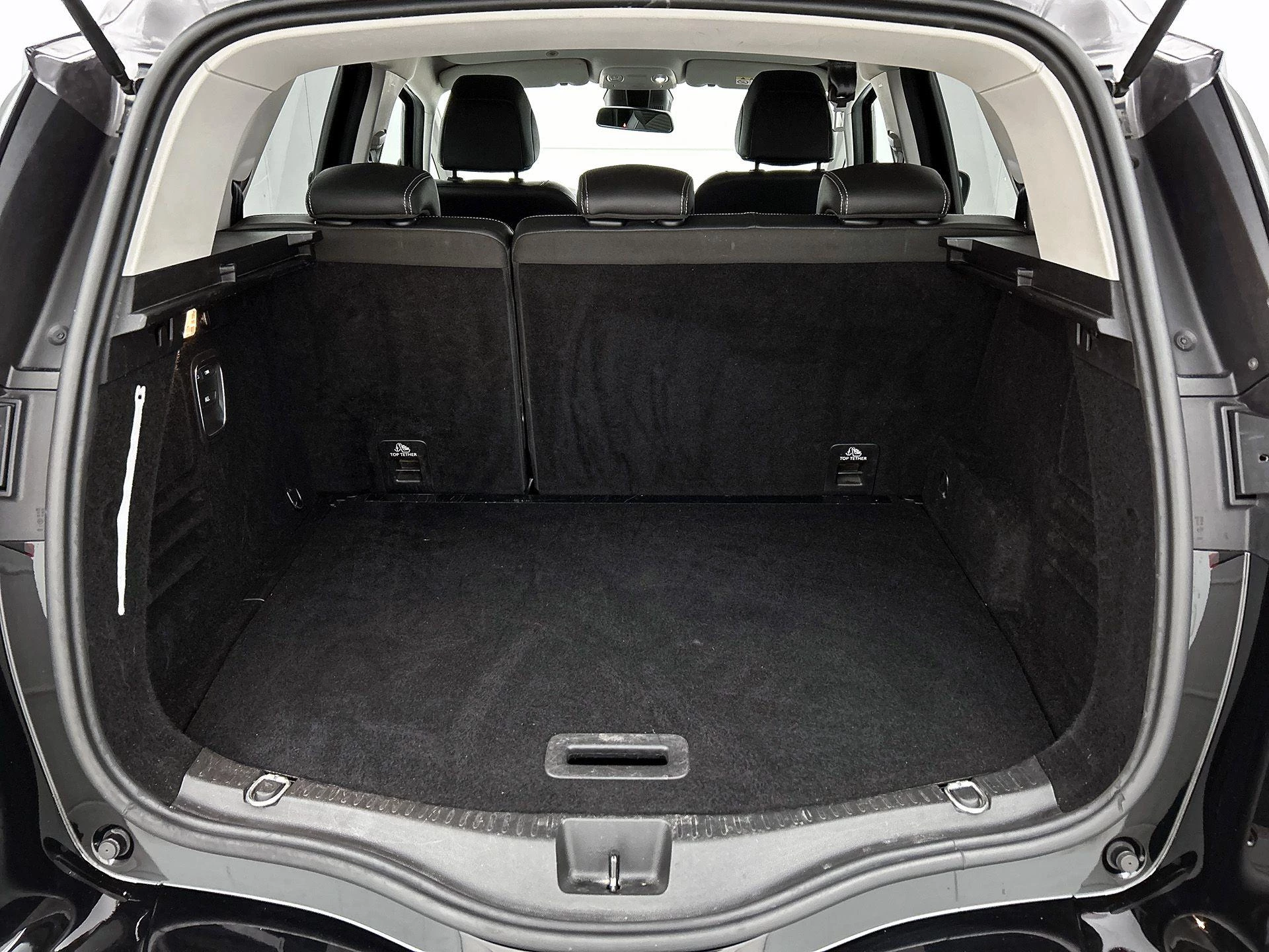 Renault-Scénic-image-14