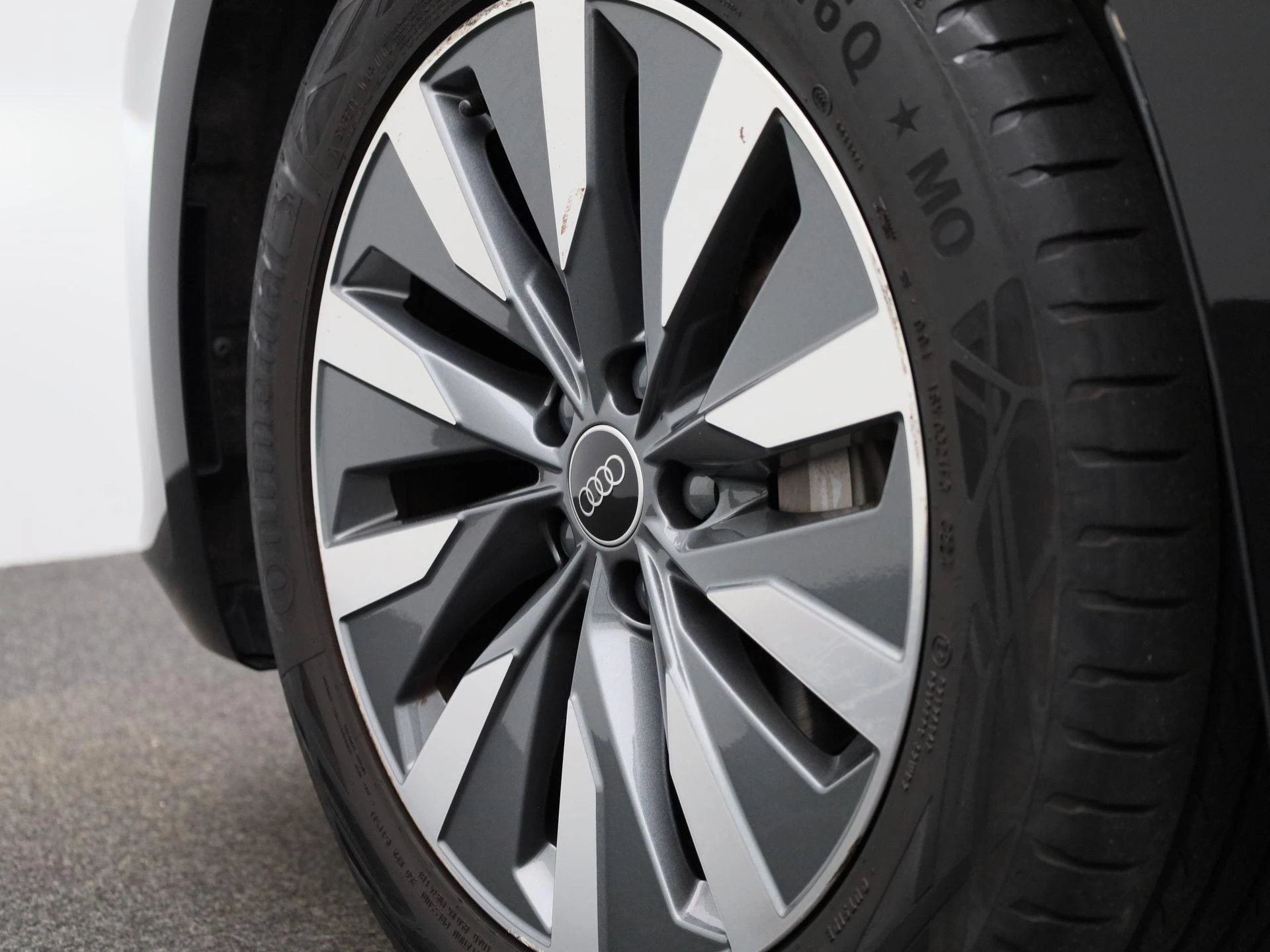 Audi-A6-image-41