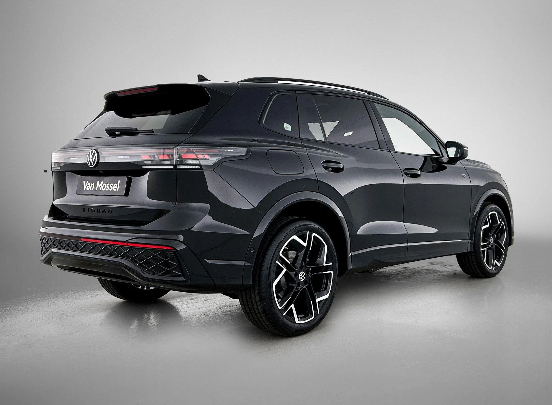 Volkswagen Tiguan 1.5 eHybrid R-Line Edition