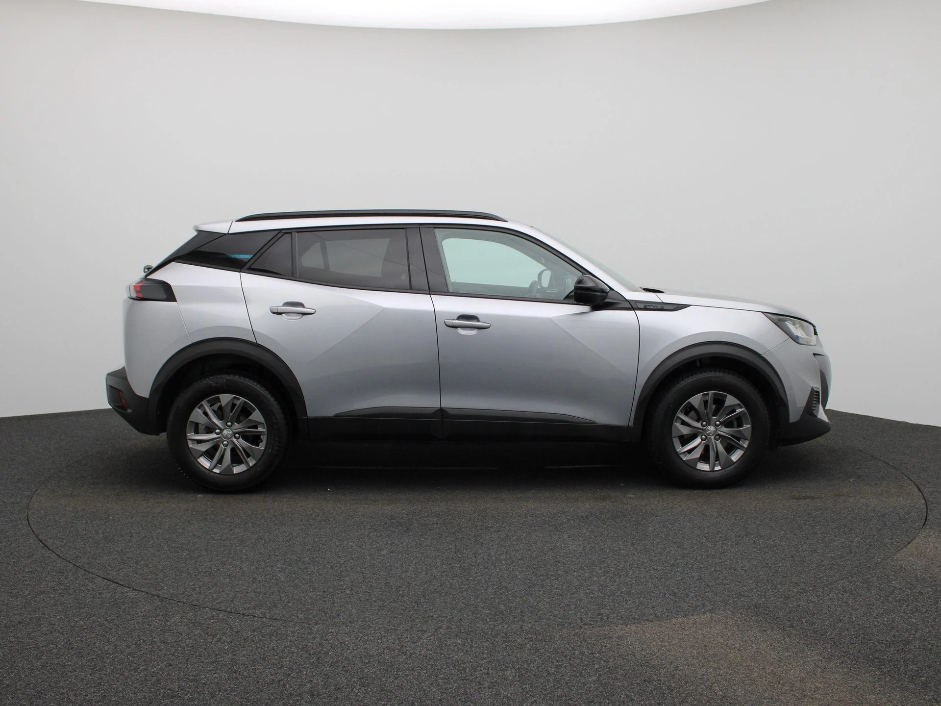 Peugeot-2008-image-5