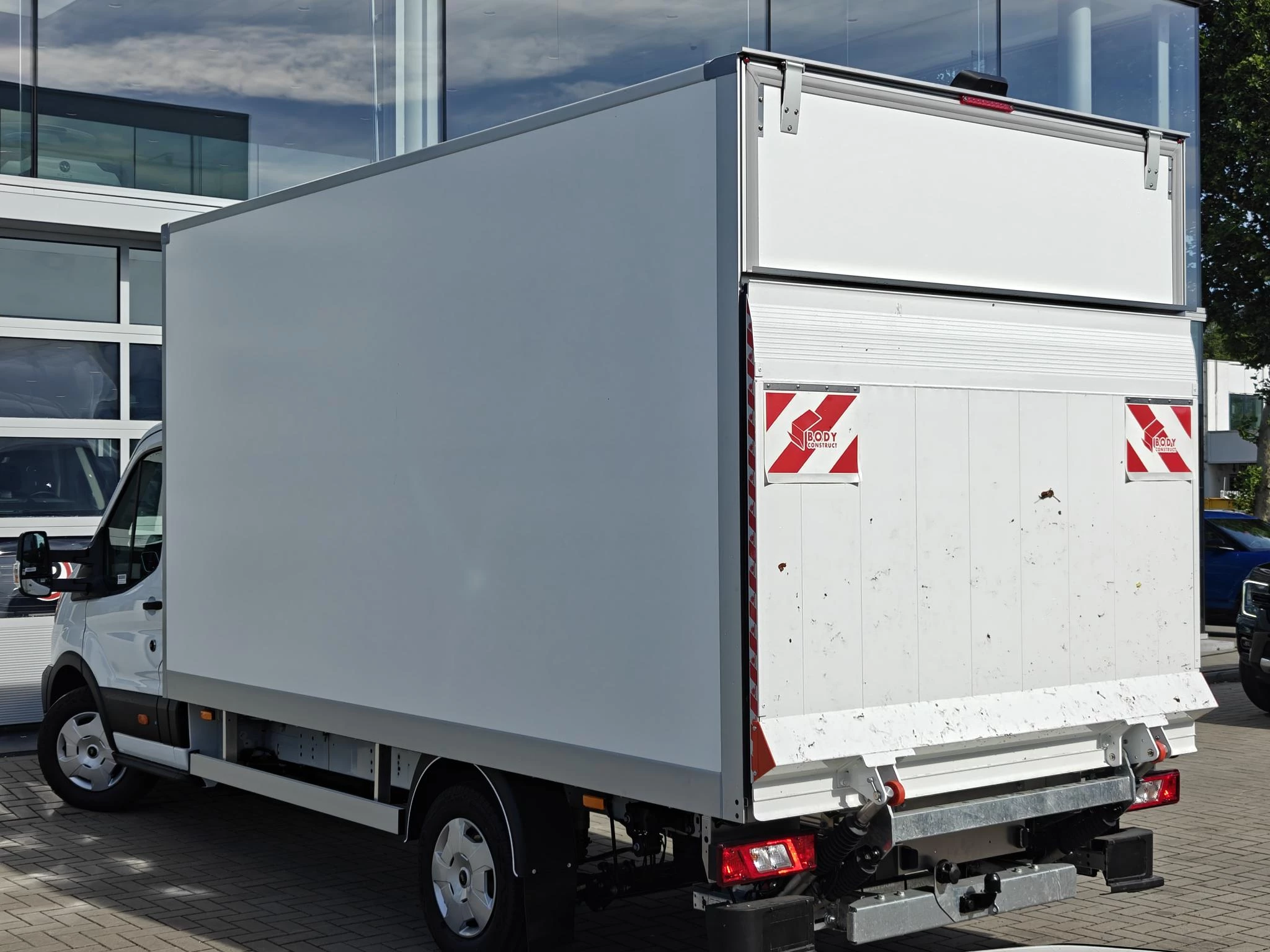 Ford Transit 2T ChassisCabine Meubelbak