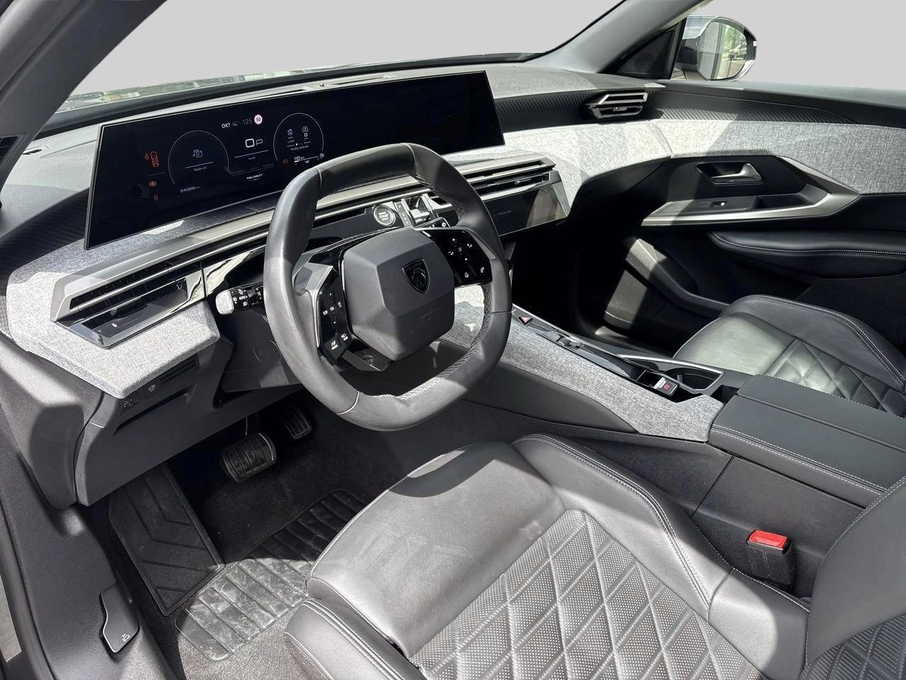 Peugeot 5008 1.2 HYBRID 136 e-DSC6 Allure