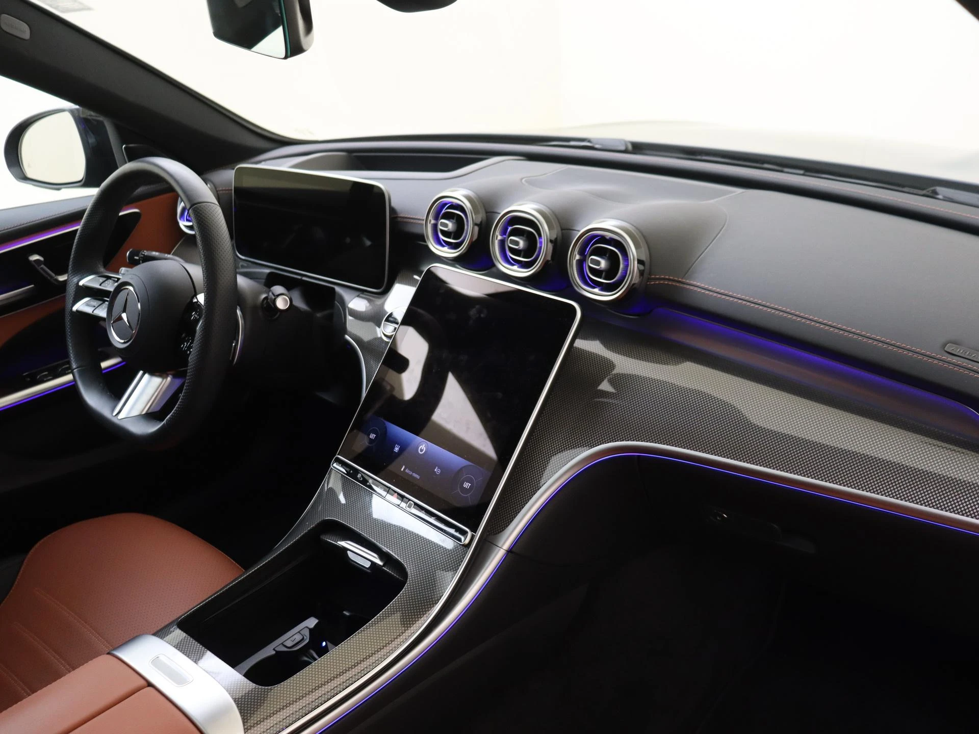 Mercedes-Benz-C-Klasse-image-3