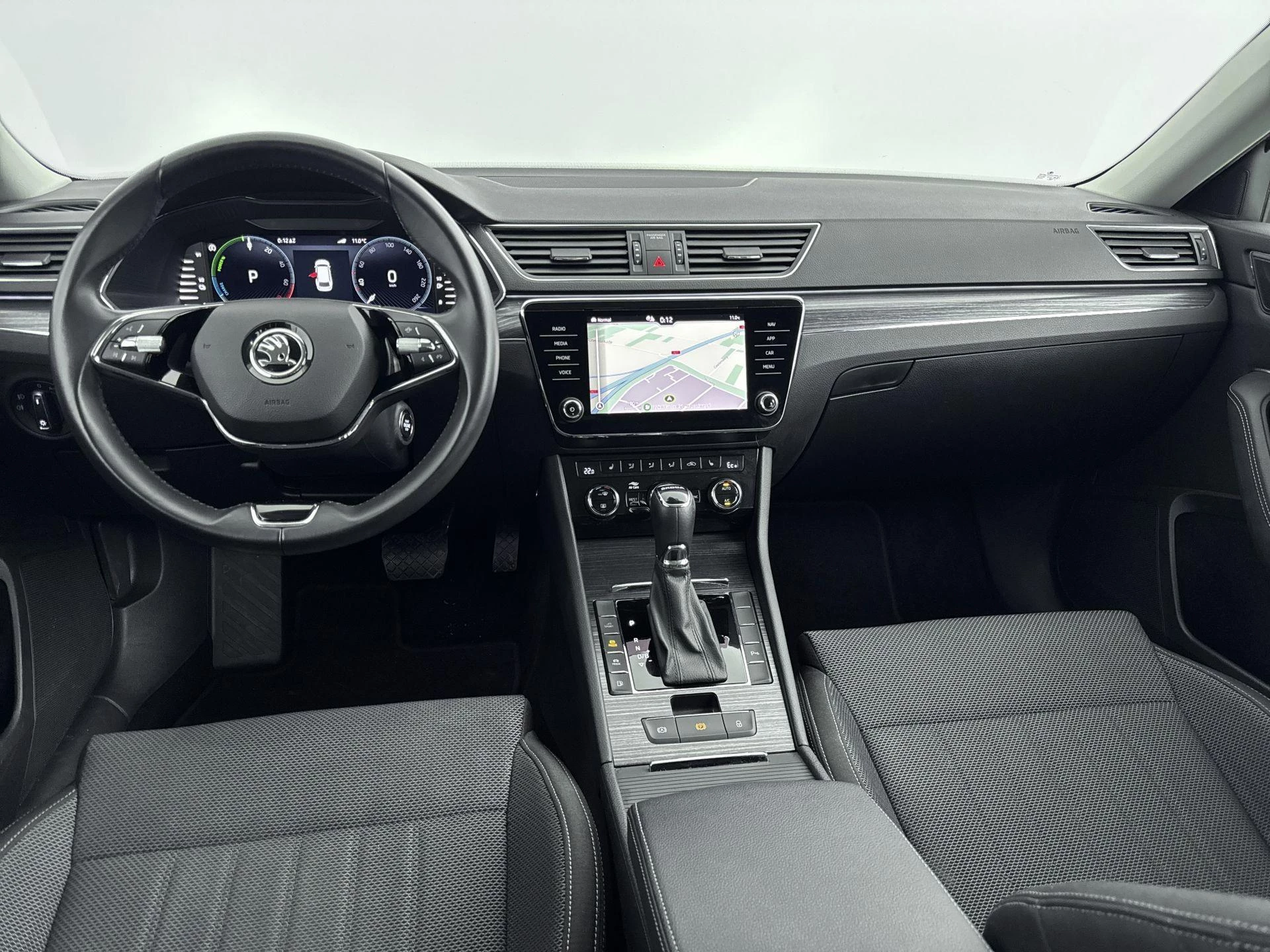 Škoda-Superb-image-16