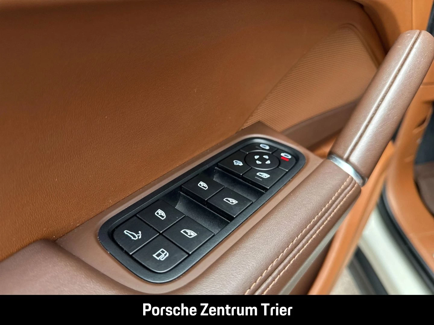 Porsche Cayenne E-Hybrid Clubleder Head-Up Soft-Close -