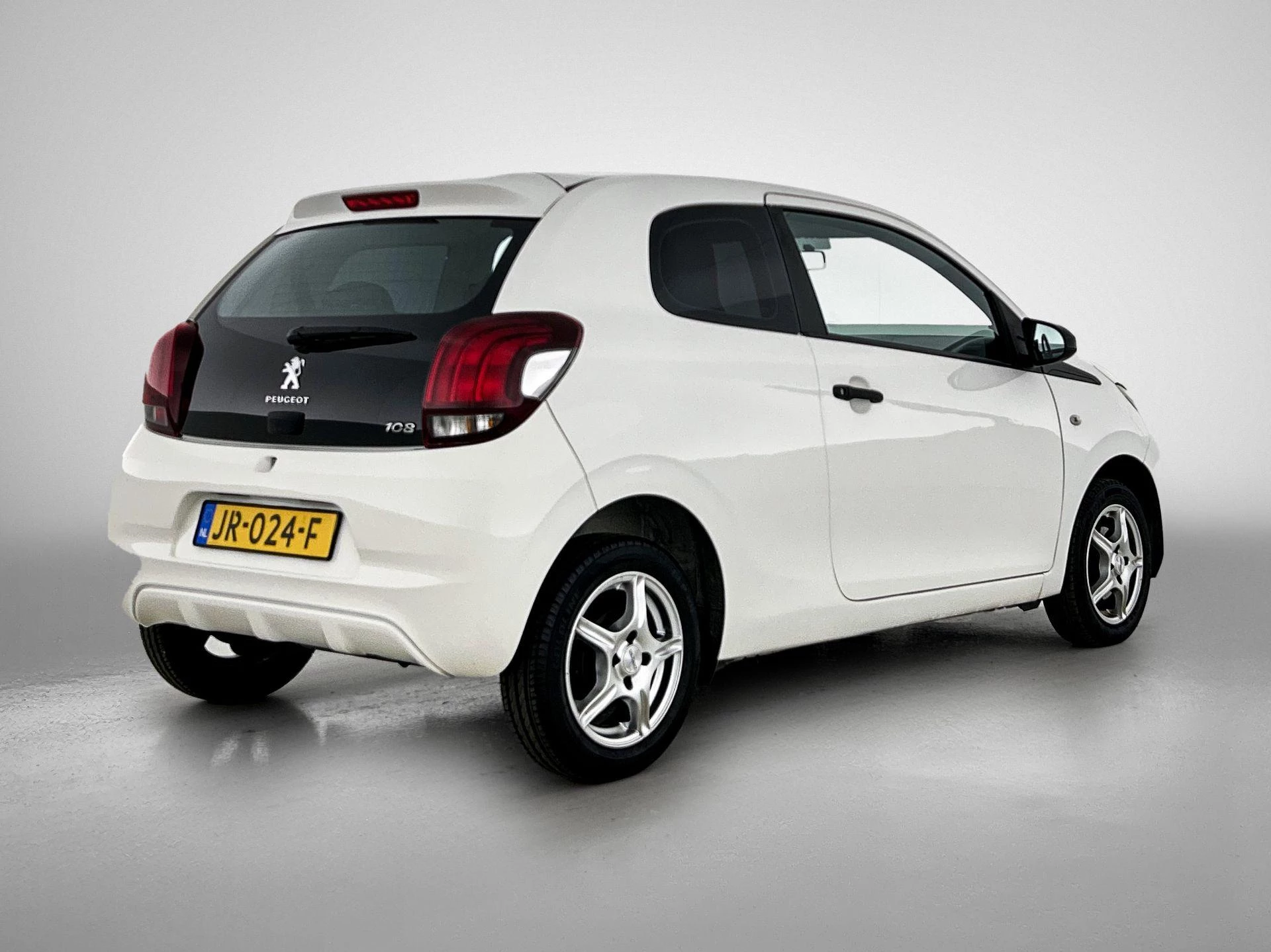 Peugeot-108-image-3