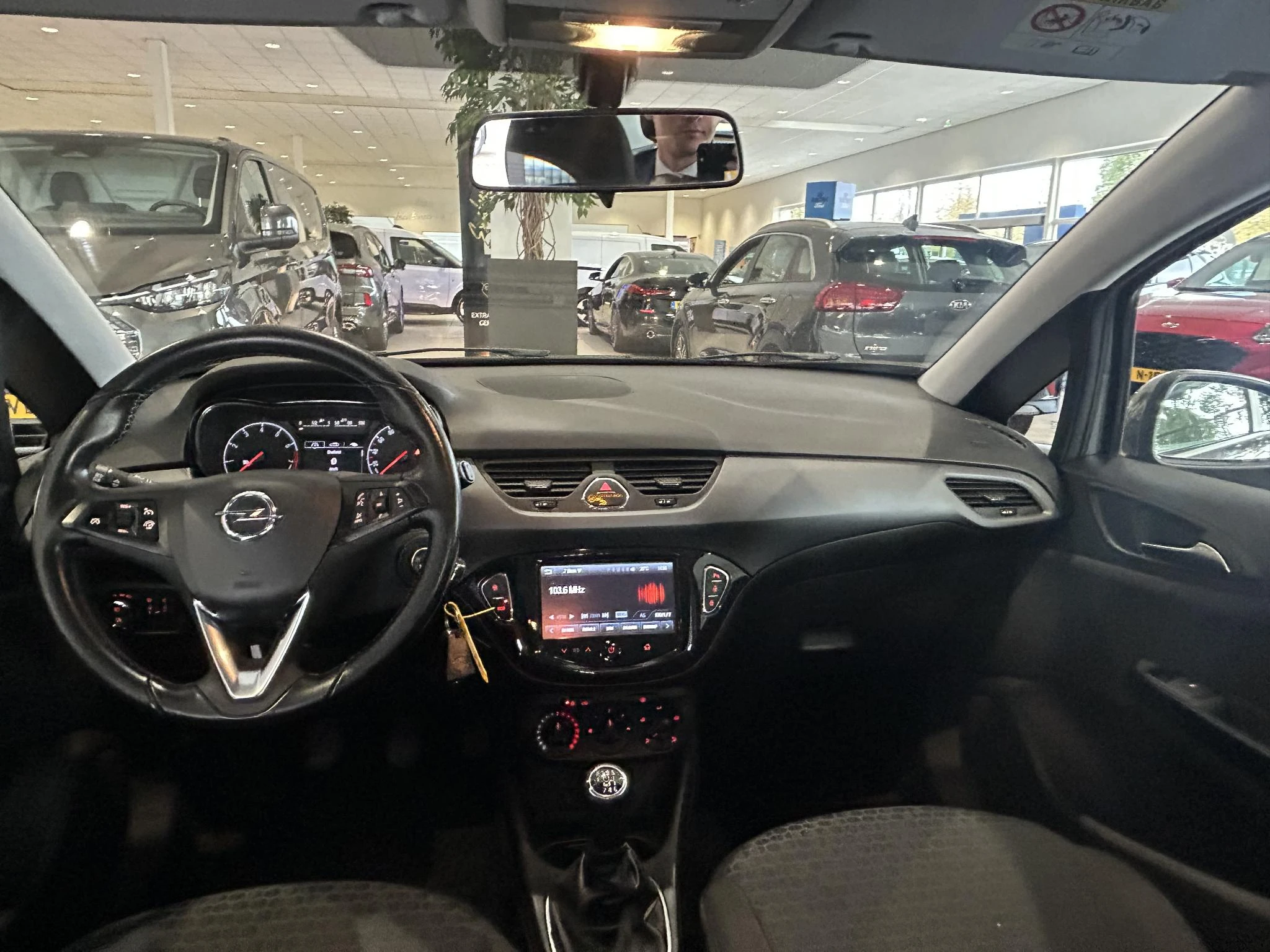 Opel-Corsa-image-10