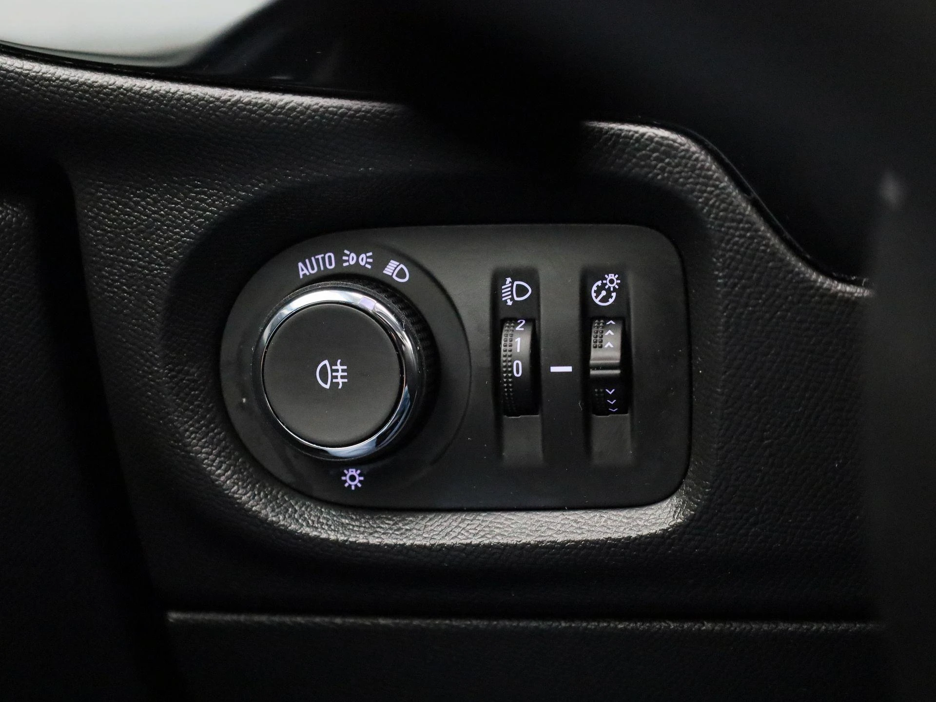 Opel-Corsa-image-21