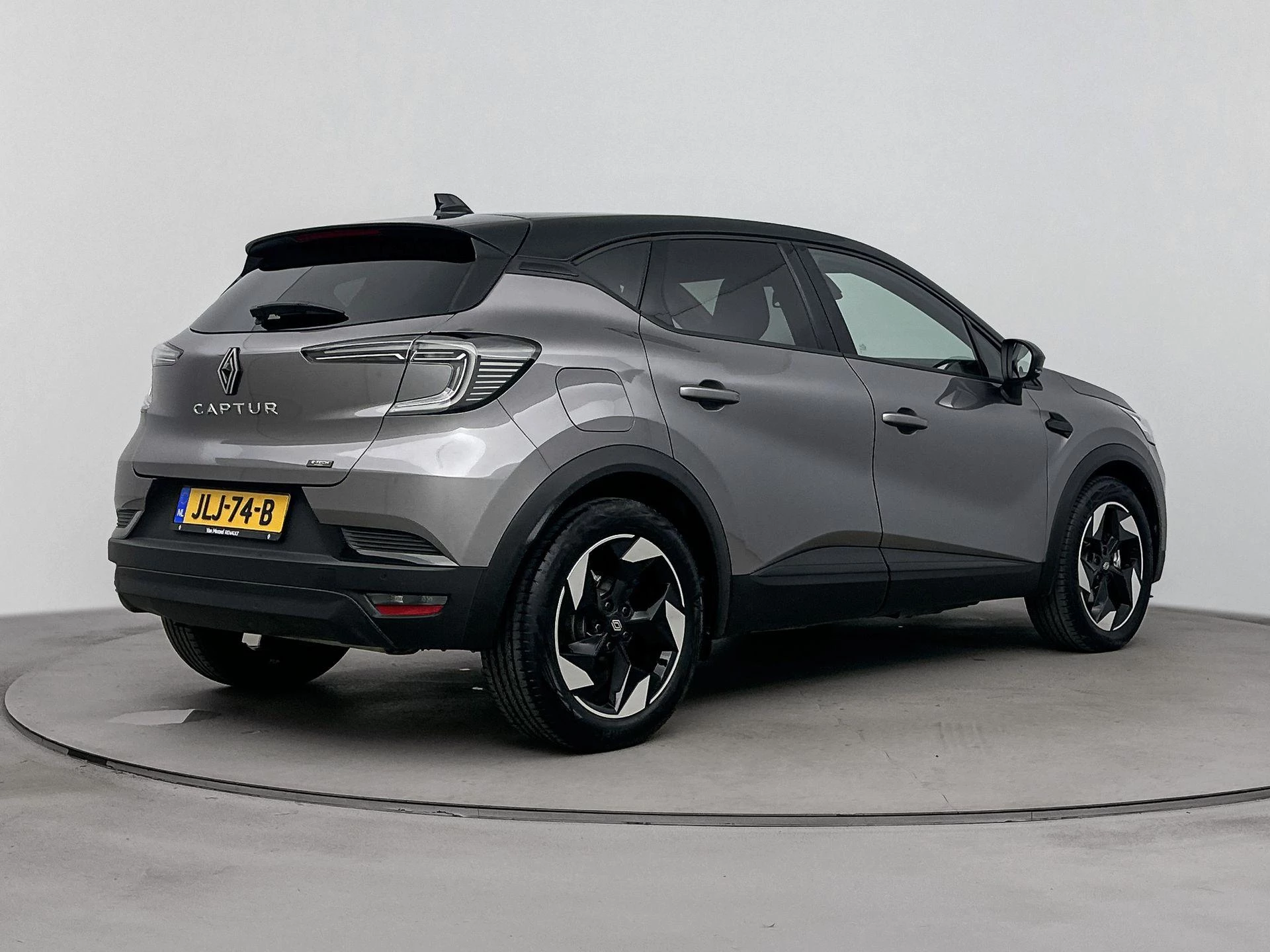 Renault-Captur-image-3