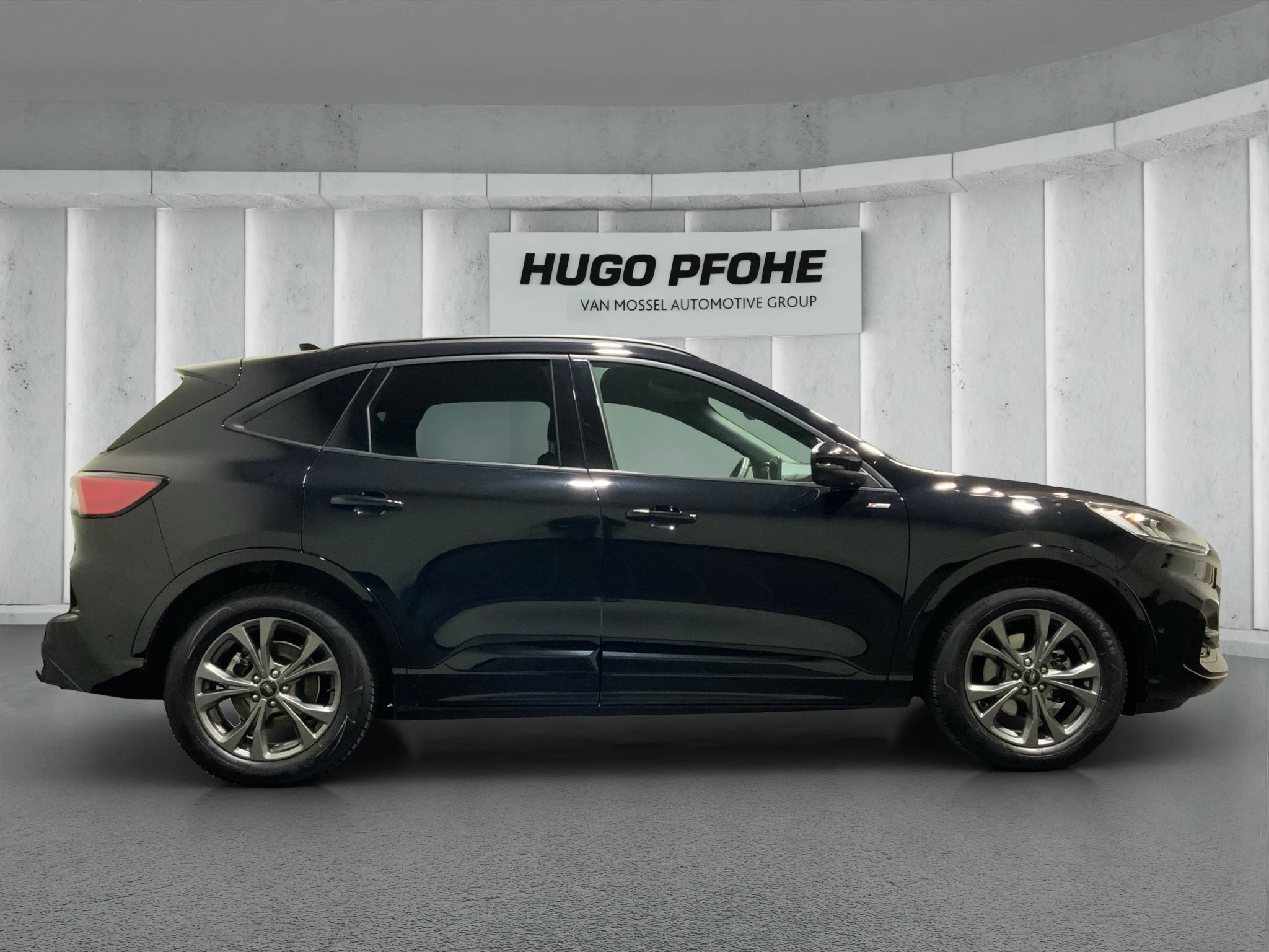 Ford Kuga ST-Line X*PANO*AHK*KAM*ACC*NAVI*SOUND-SYS.