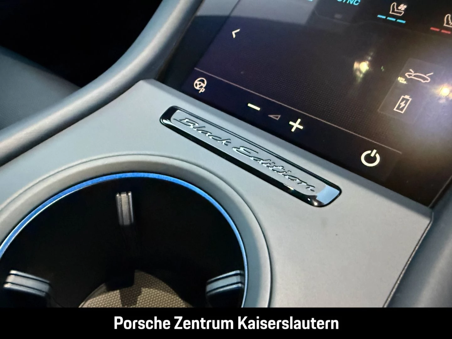 Porsche Taycan 4 Black Edition HA-Lenkung InnoDrive LED black edition