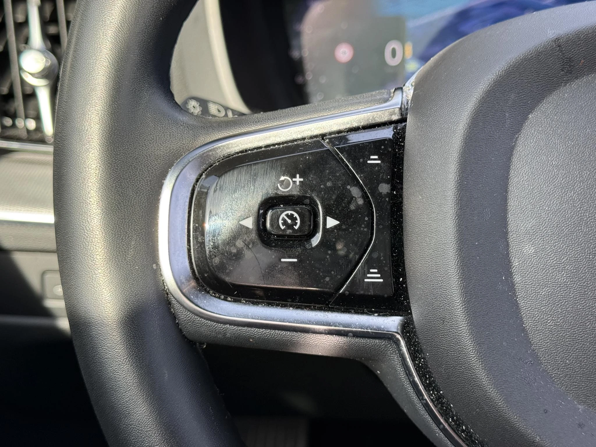 Volvo-XC60-image-21
