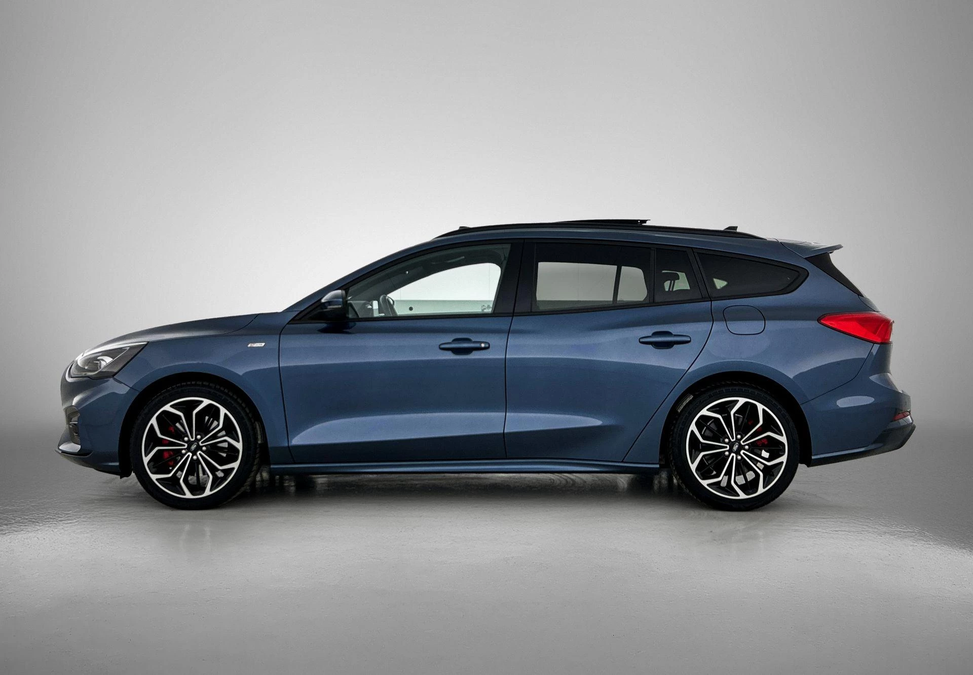 Ford Focus Wagon 1.0 EcoBoost Hybrid Active X Business