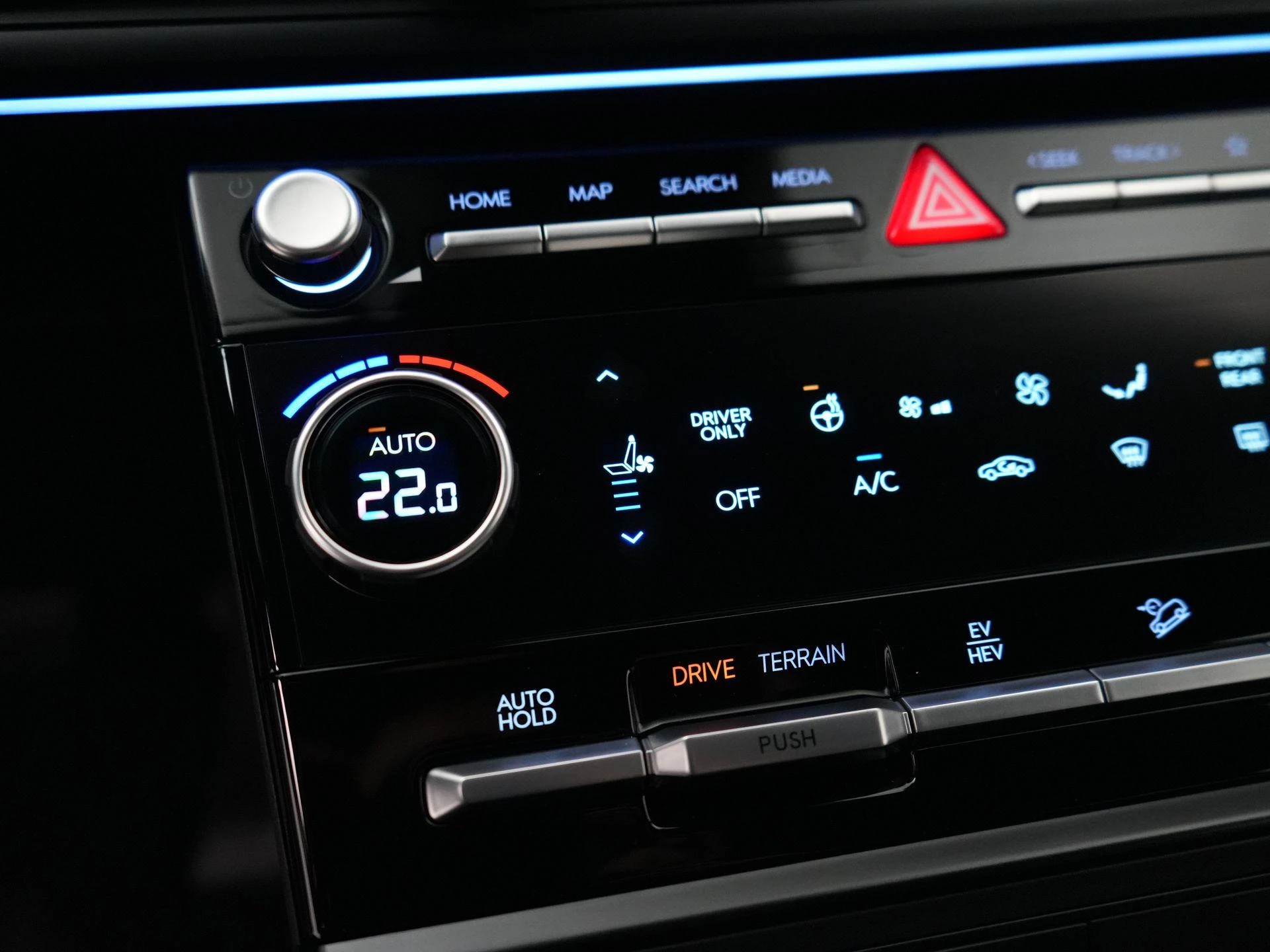 Hyundai-Santa Fe-image-28
