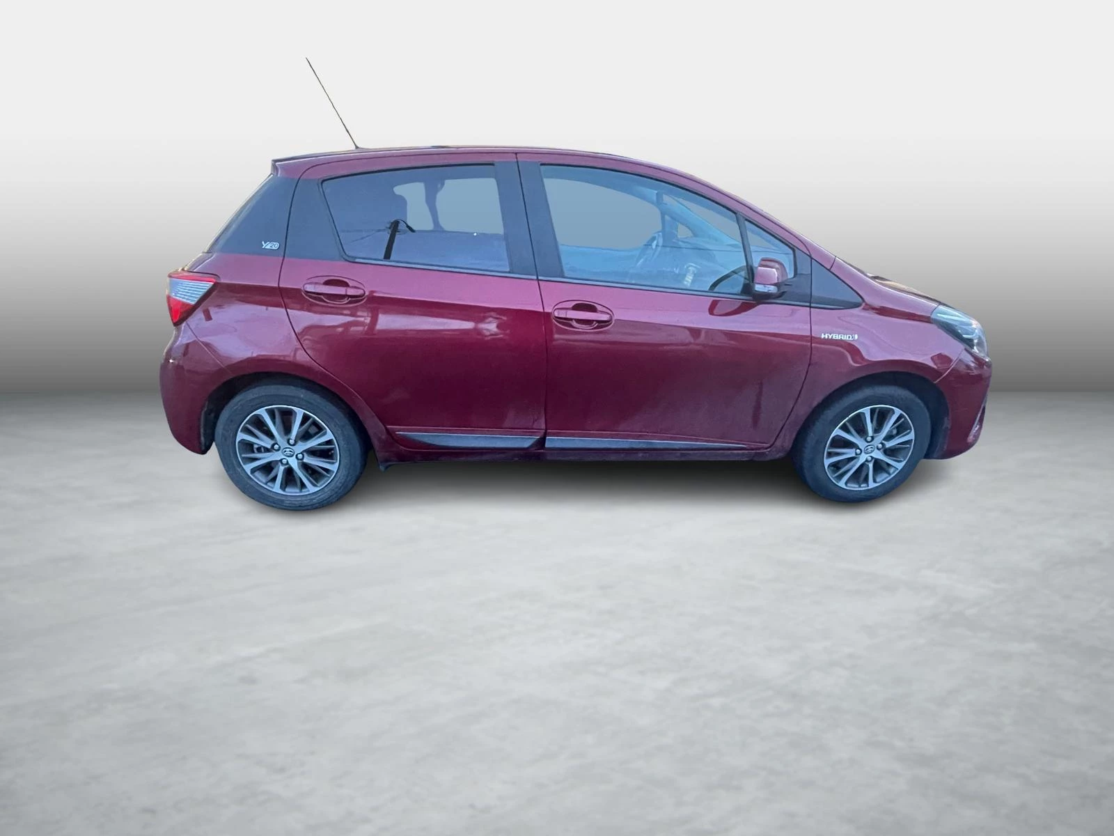 Toyota-Yaris-image-6
