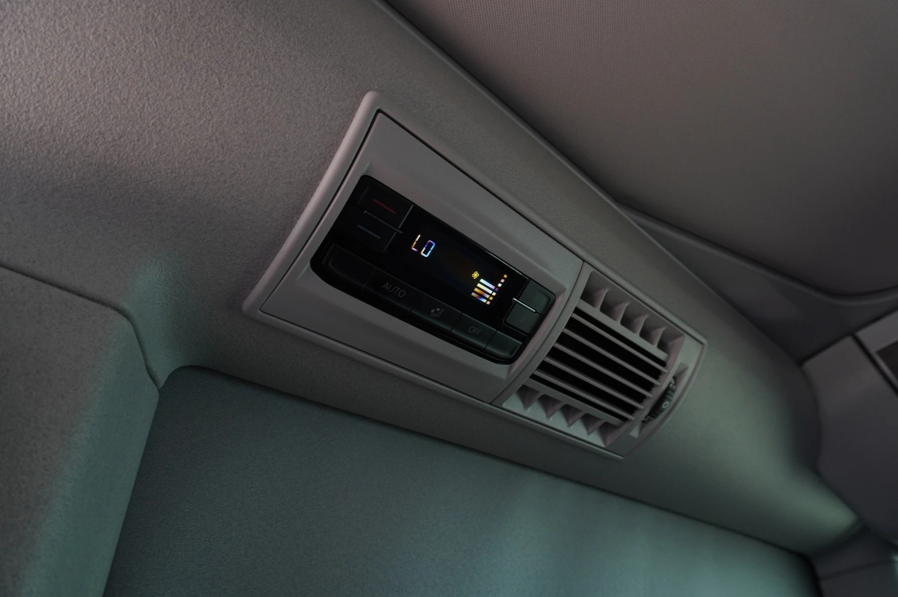 Volkswagen-California-image-13