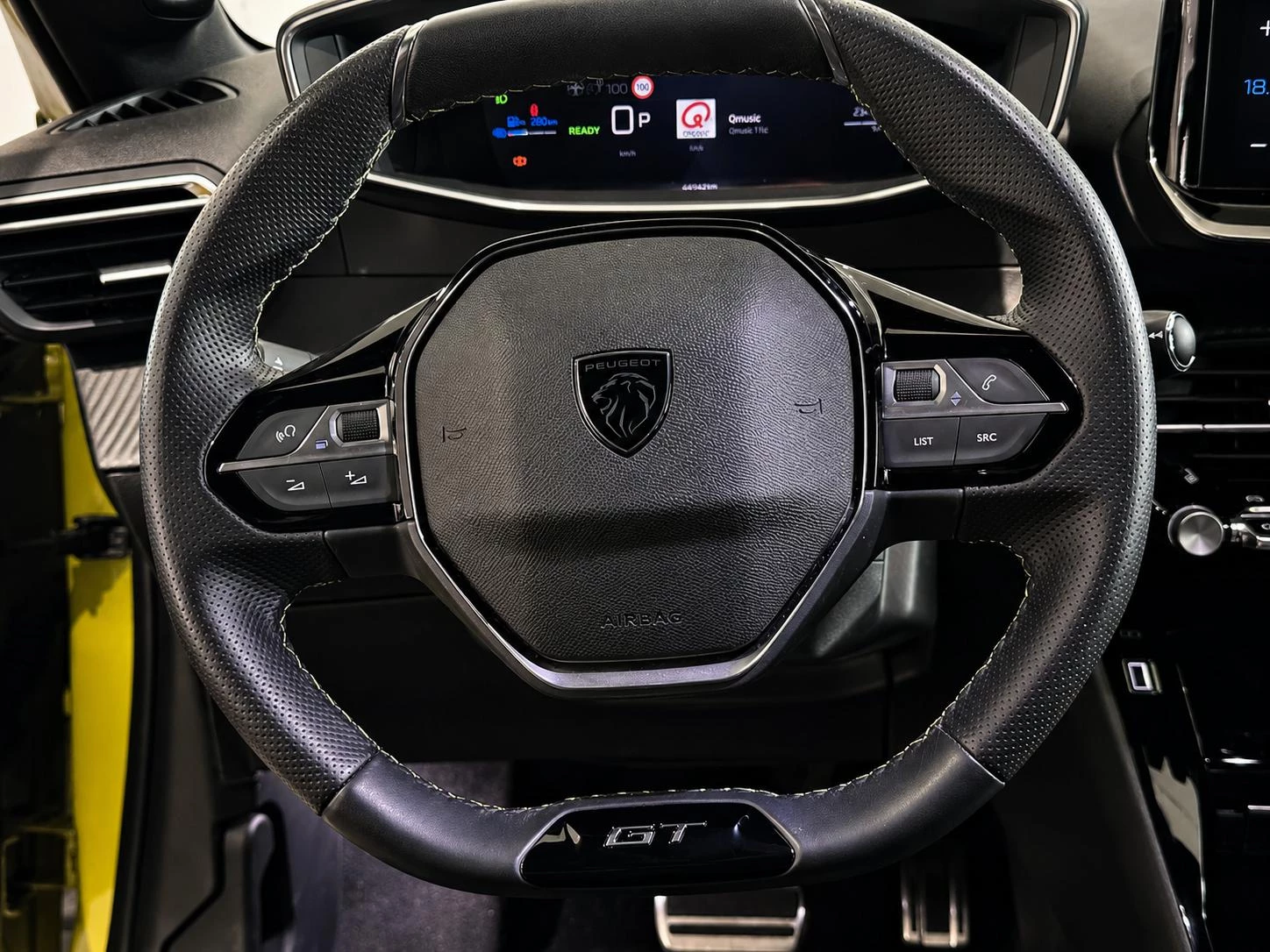 Peugeot e-208 EV GT 51 kWh