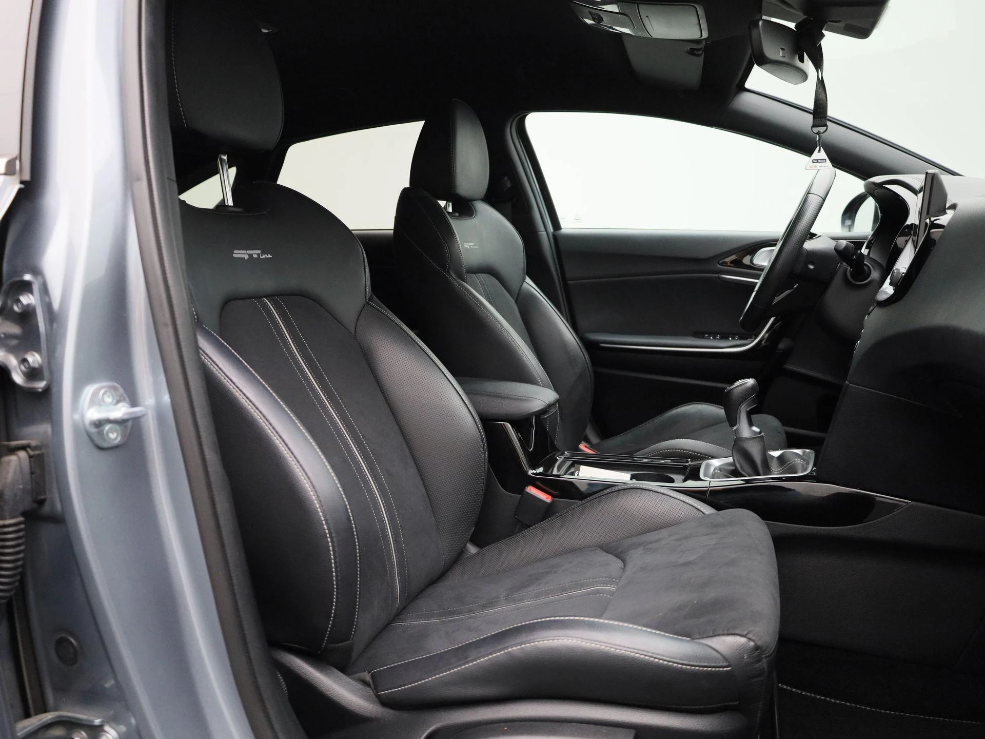 Kia-ProCeed-image-36