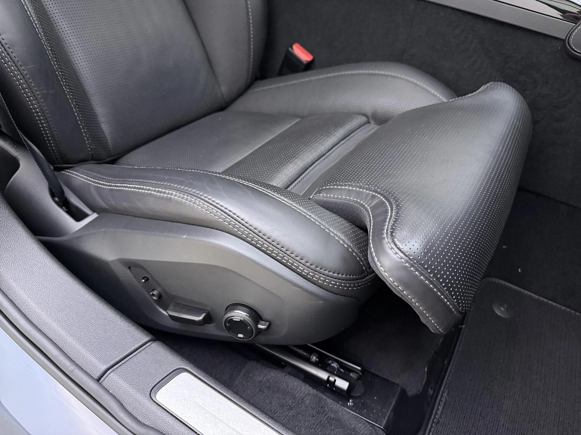 Volvo V60 2.0 T6 Plug-in hybrid AWD Essential Bright