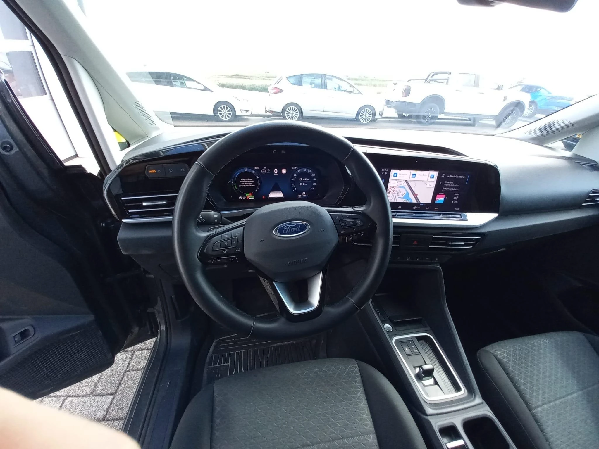 Ford-Transit Connect-image-5