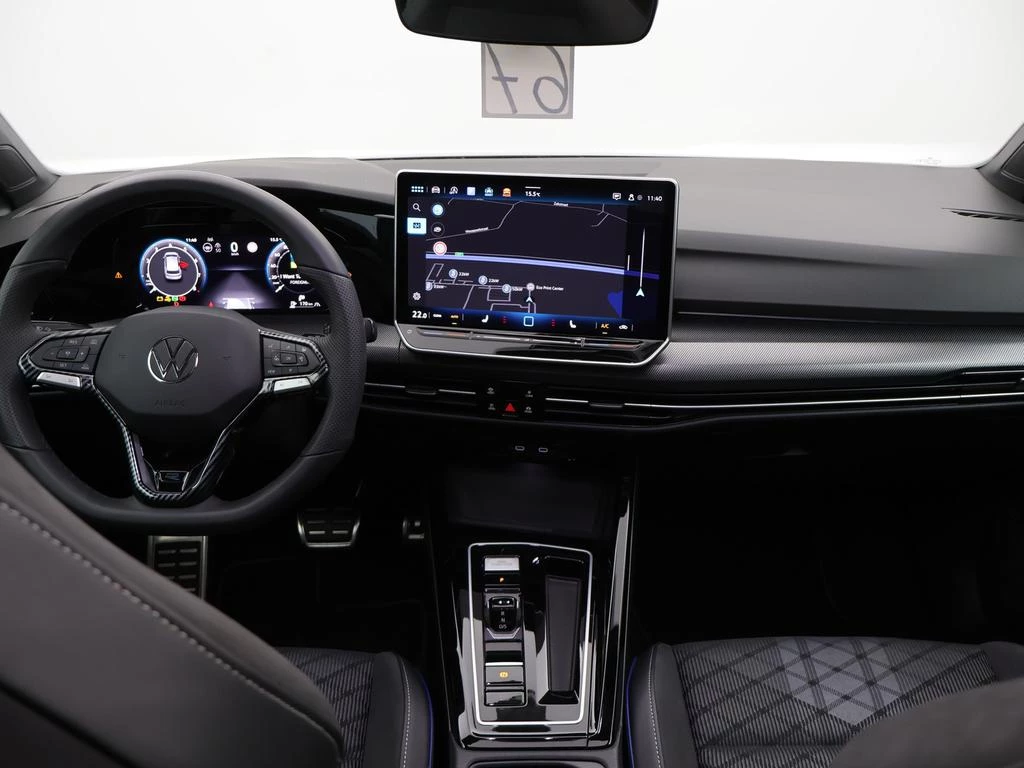 Volkswagen-Golf-image-16