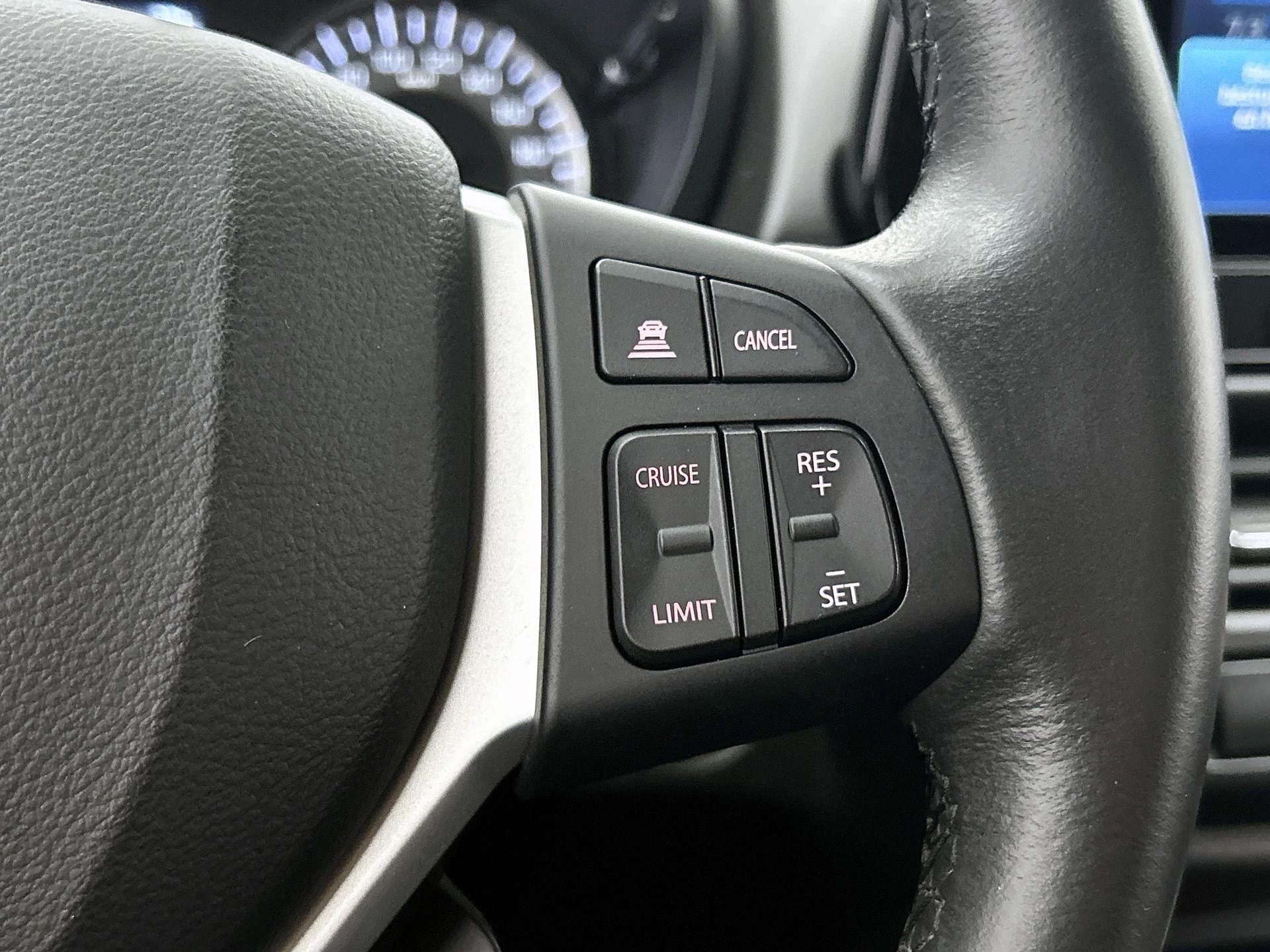 Suzuki-S-Cross-image-5