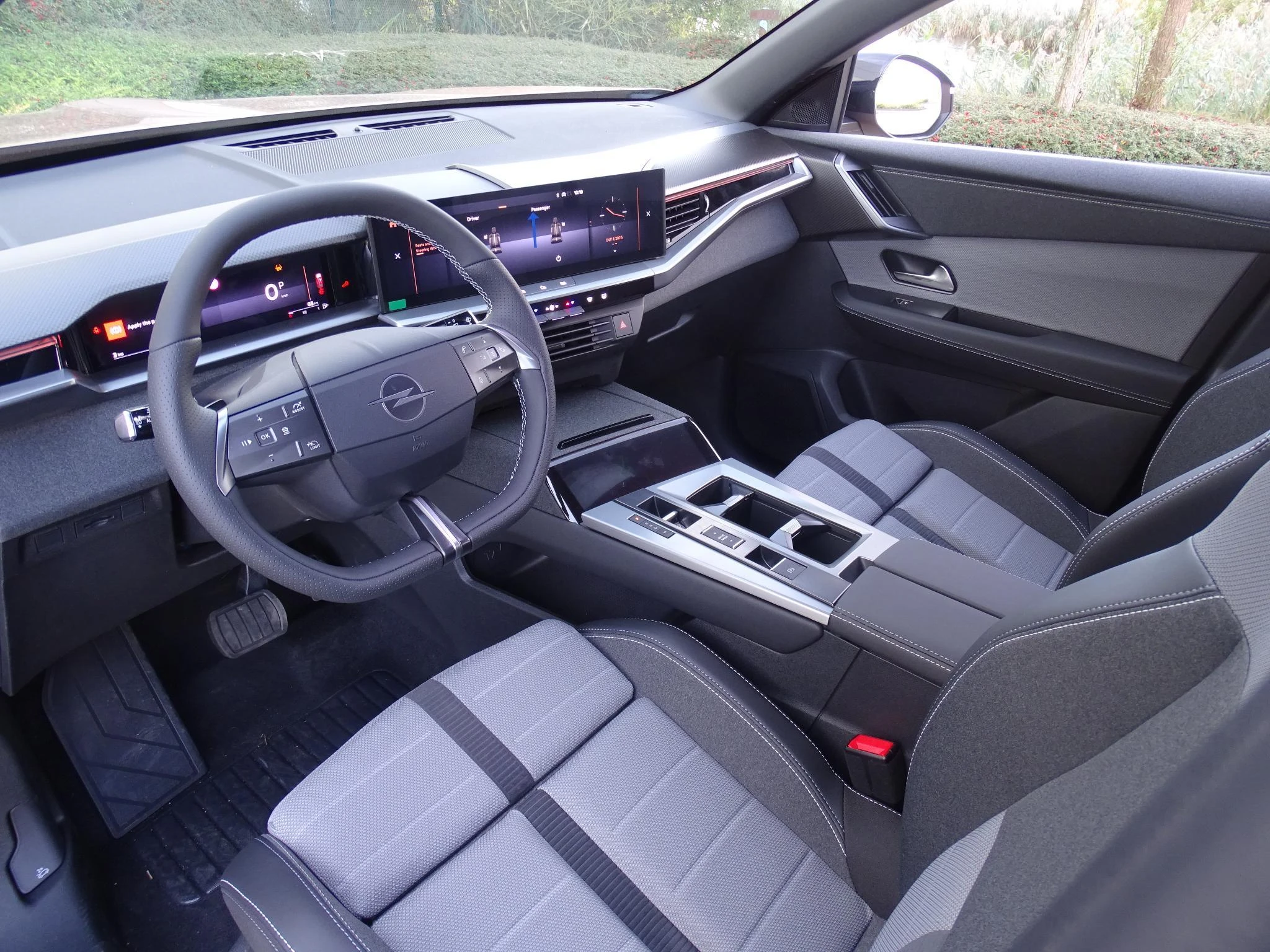 Opel-Grandland-image-11