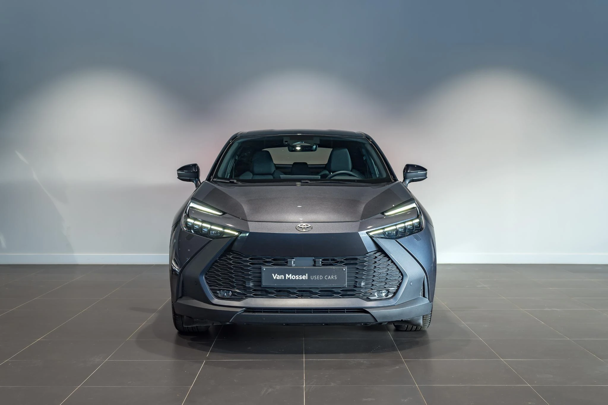 Toyota-C-HR-image-1