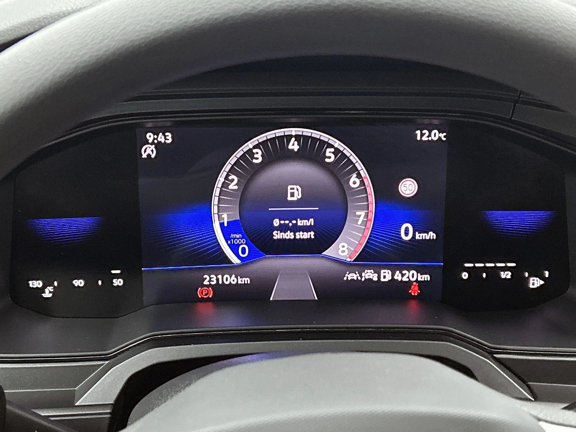 Volkswagen-Polo-image-8