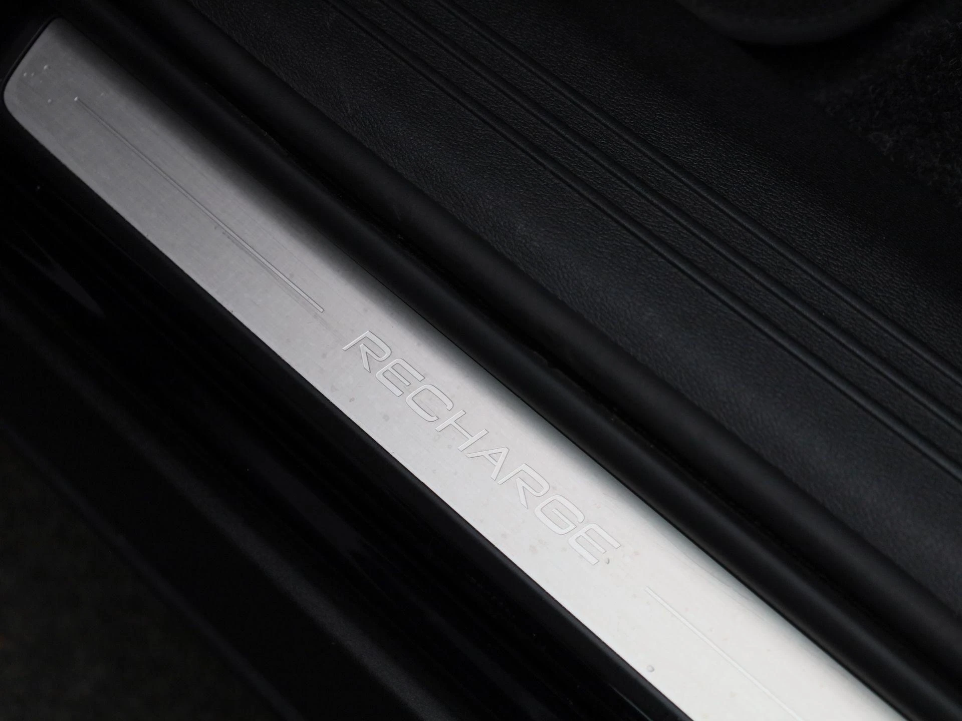 Volvo-XC40-image-28