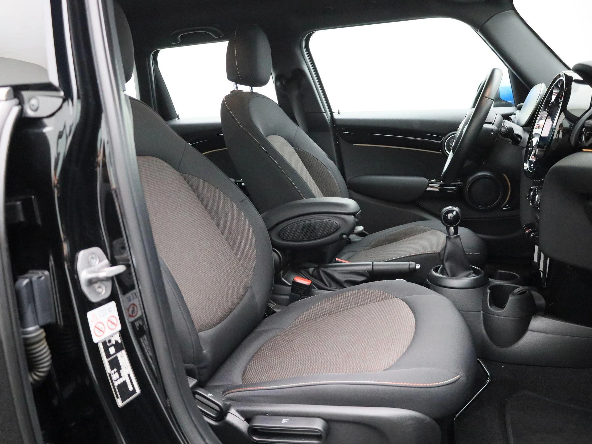 MINI-One-image-29