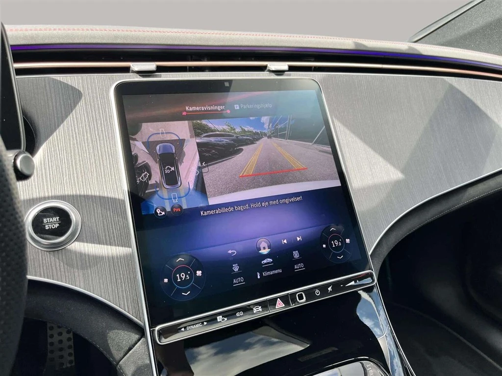 Mercedes-Benz-EQE-image-13