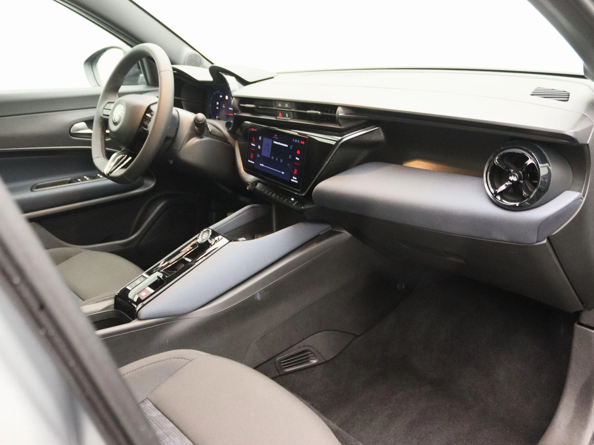 Alfa Romeo-Junior-image-19