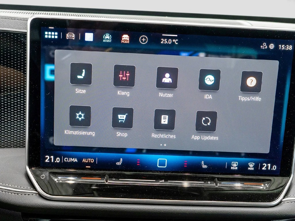 Volkswagen-Passat-image-16