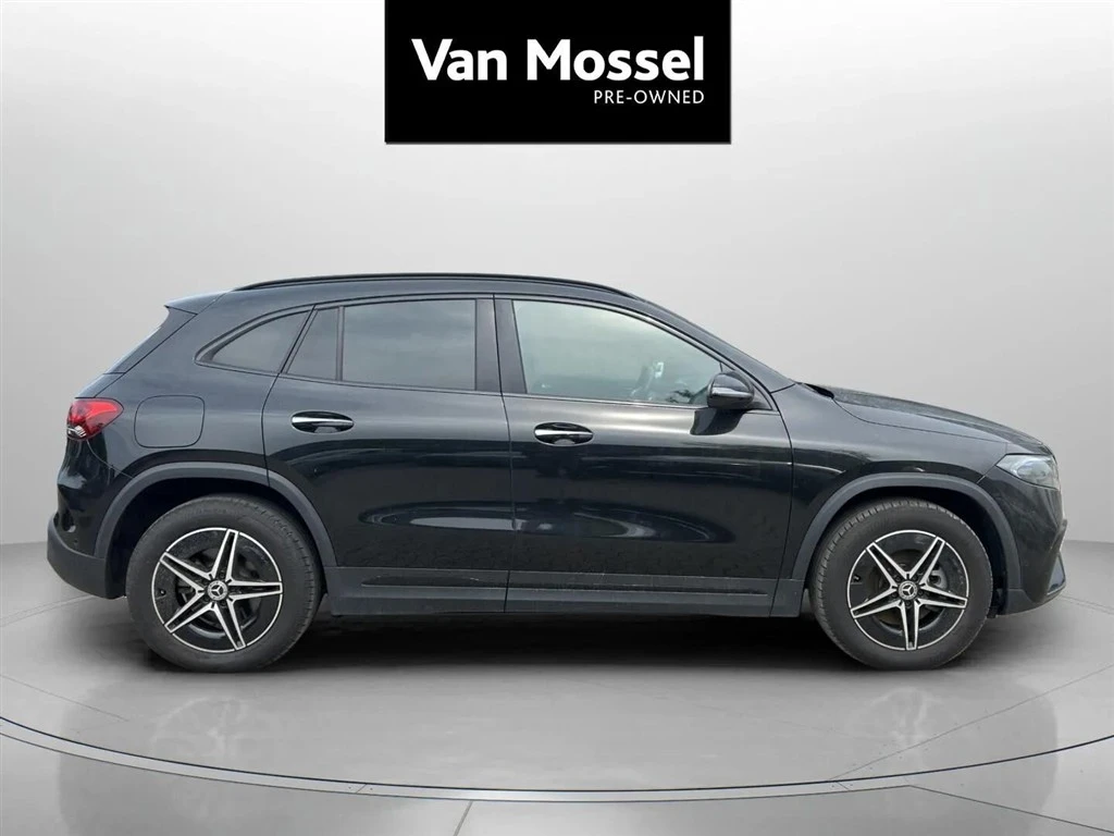 Mercedes-Benz-EQA-image-3