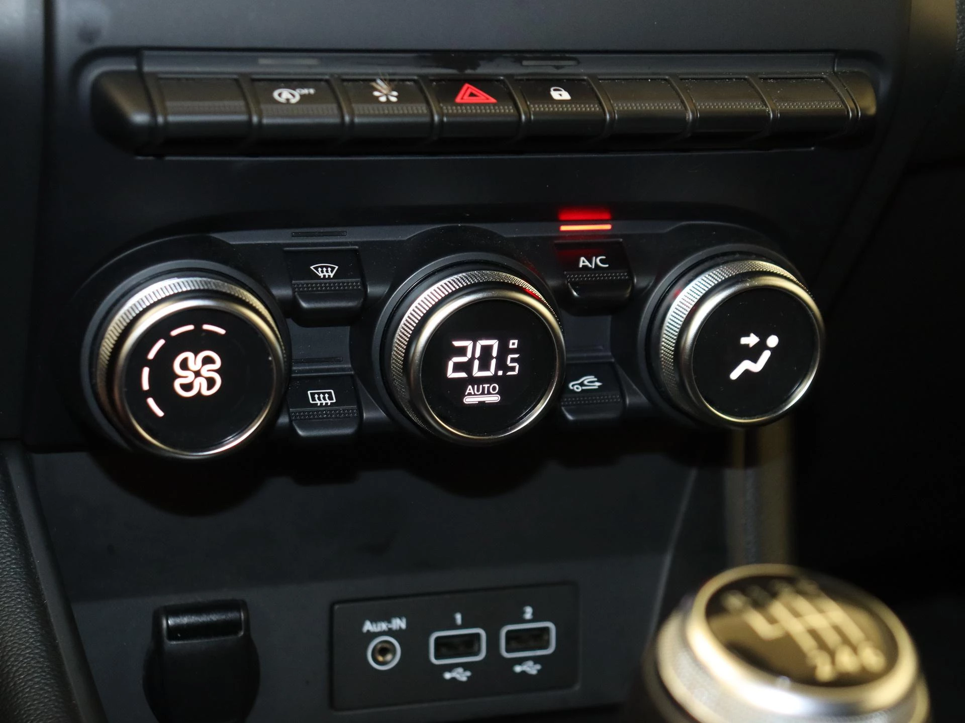 Renault-Captur-image-22