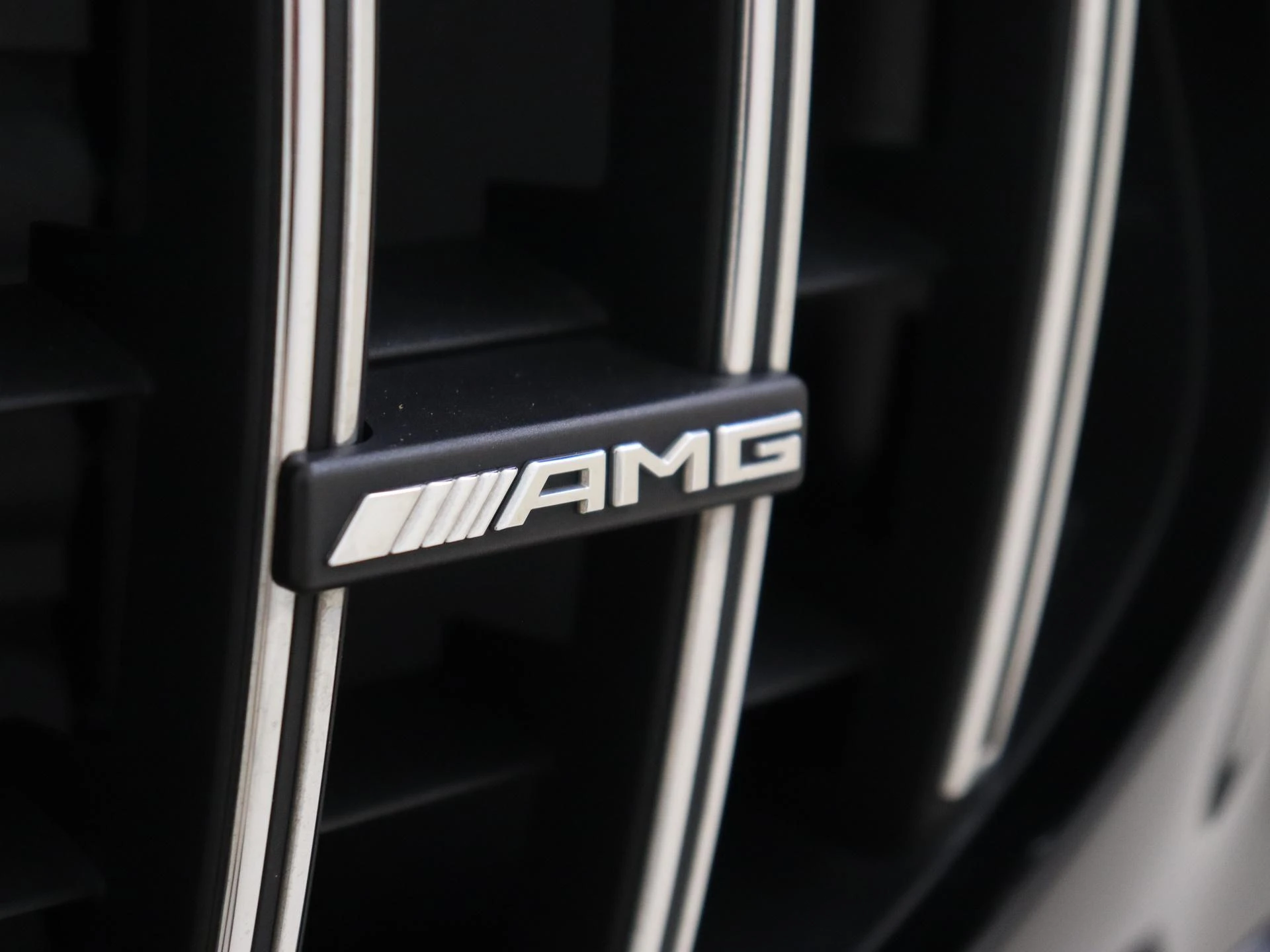 Mercedes-Benz-GLE-image-9