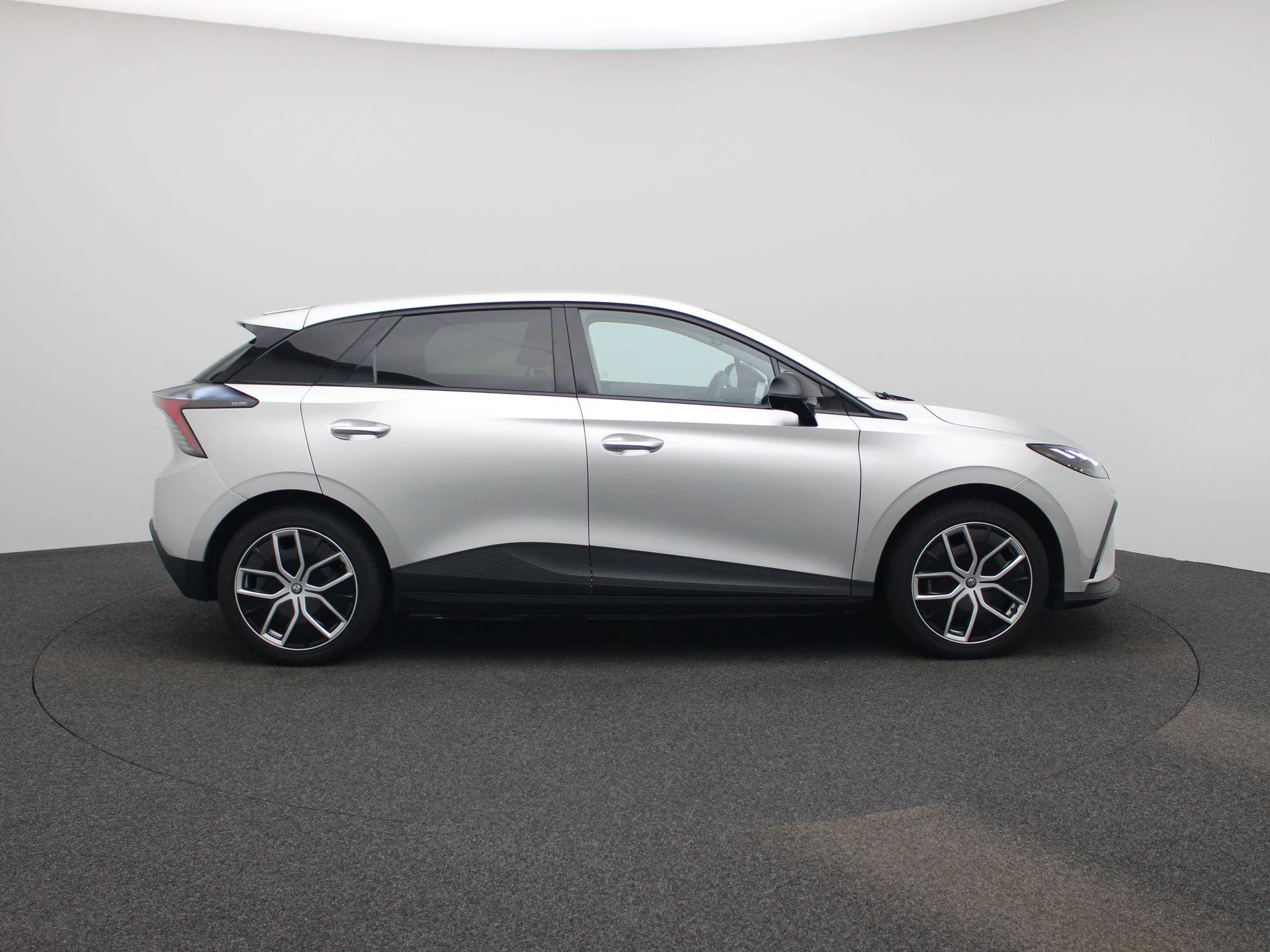 MG MG4 Luxury 64 kWh