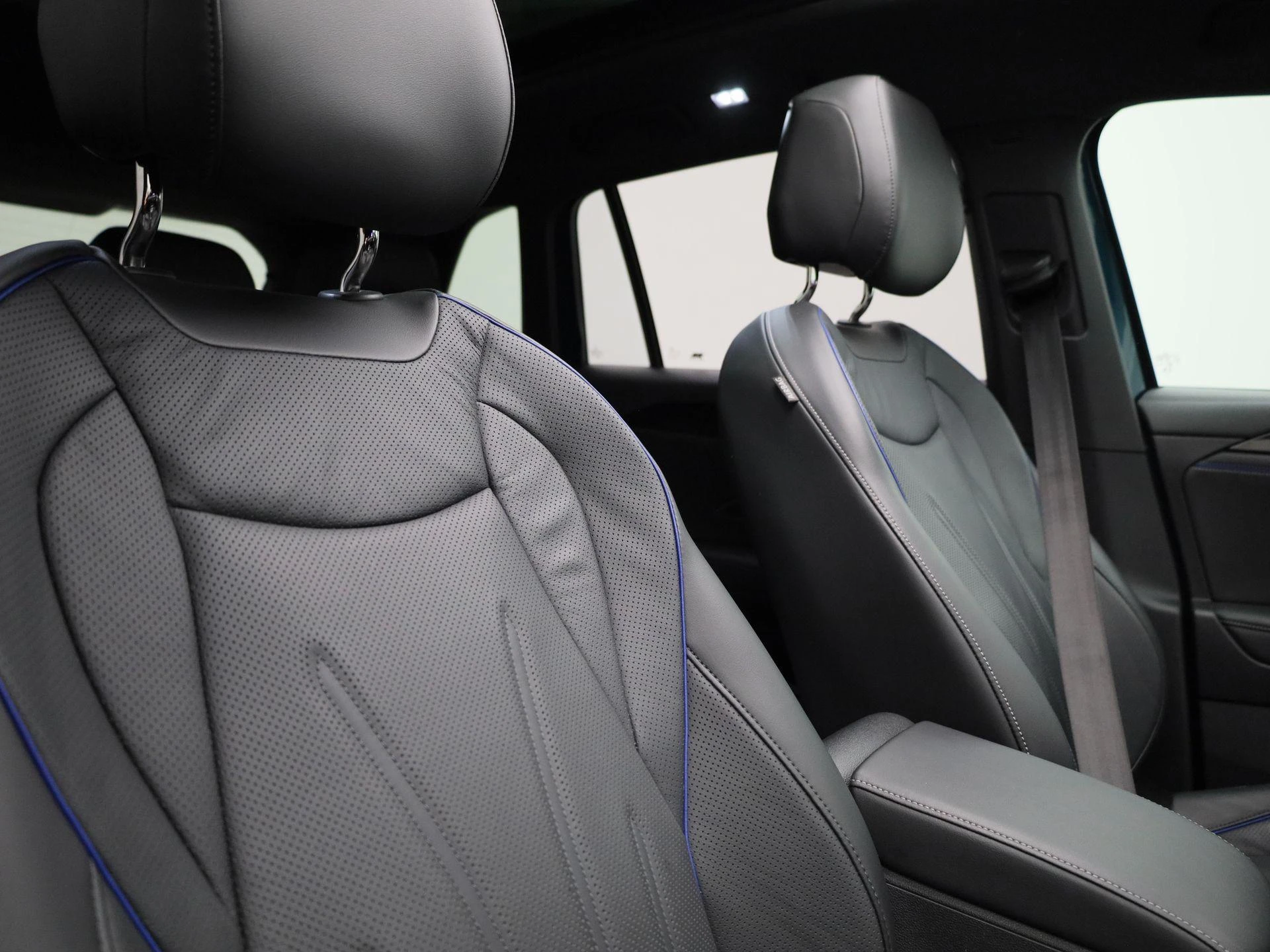 Volkswagen-Tiguan-image-43