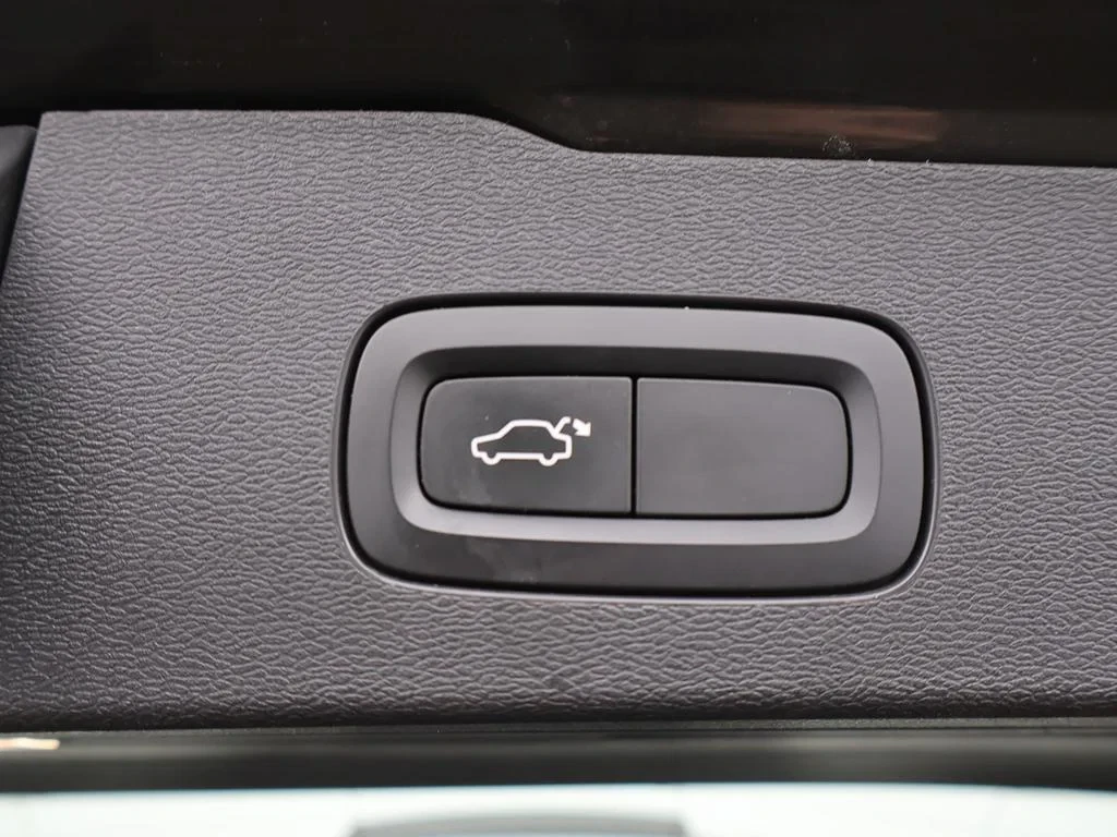 Volvo-V60-image-17